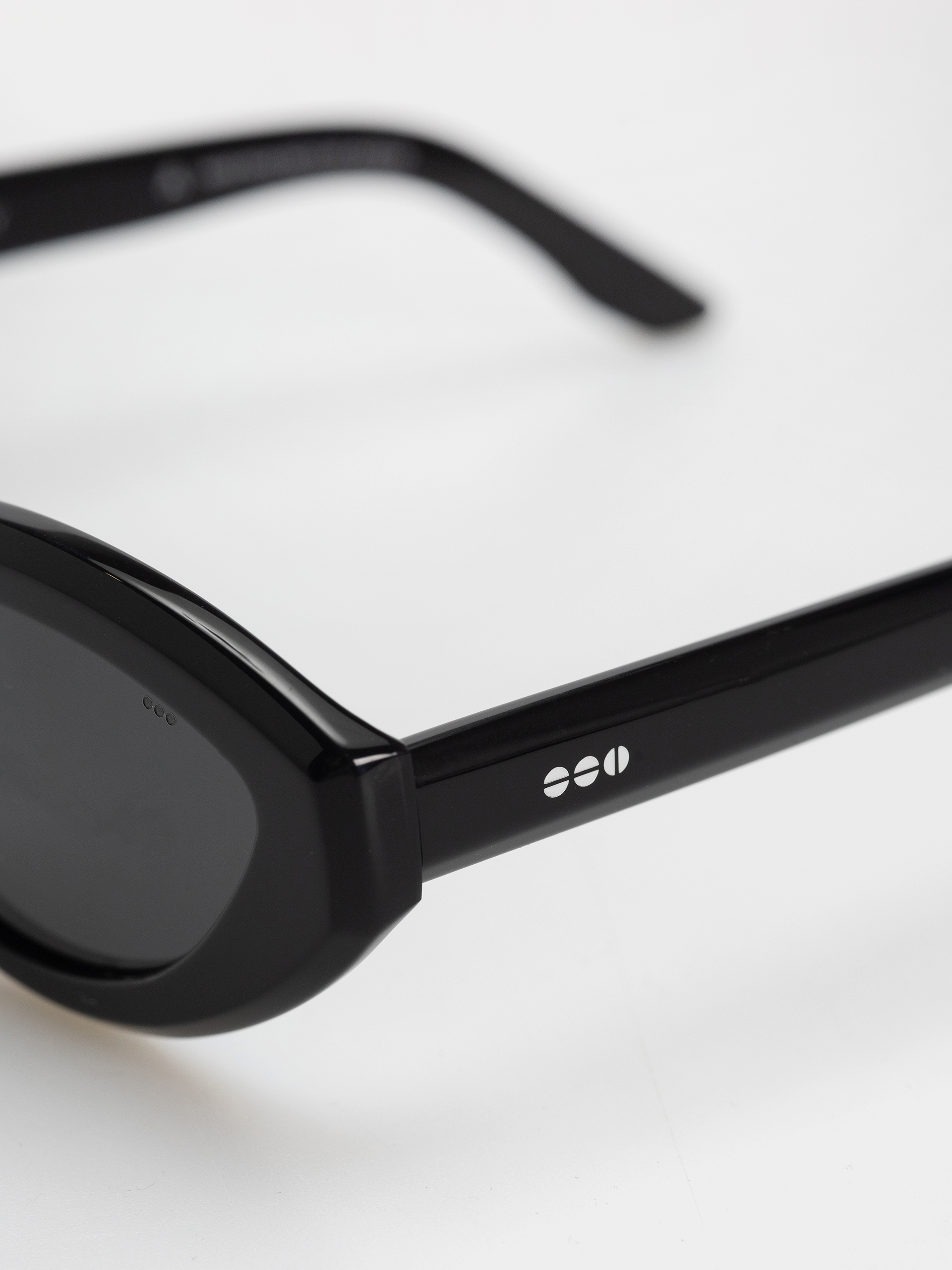 Komono Peggy Sonnenbrille (black)