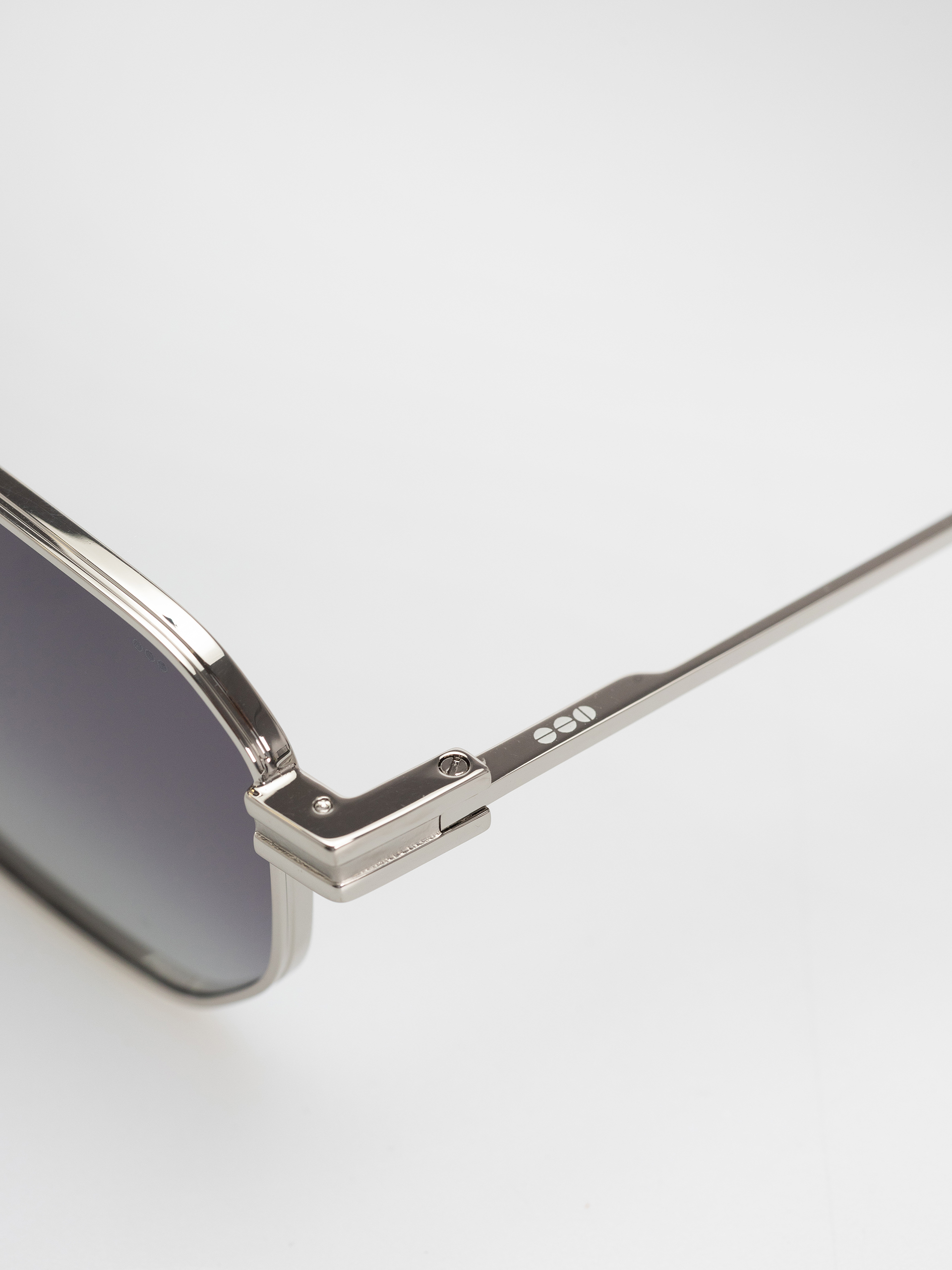 Komono Harvey Sunglasses (silver black)