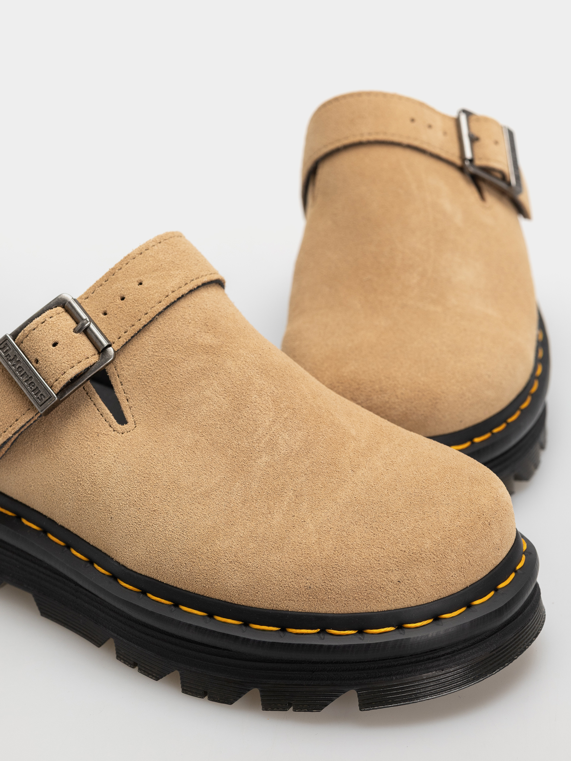 Dr. Martens ZebZag Mule Schuhe (savannah tan suede)