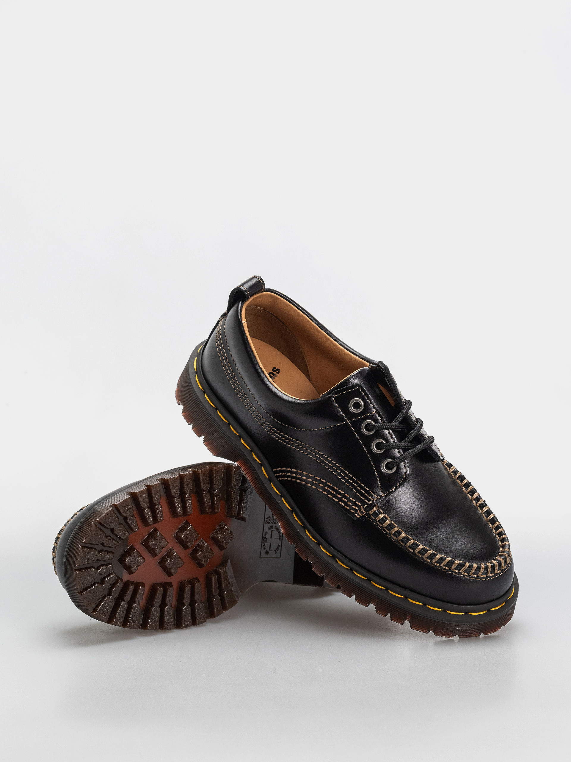 Dr. Martens Lowell Shoes (black analine)