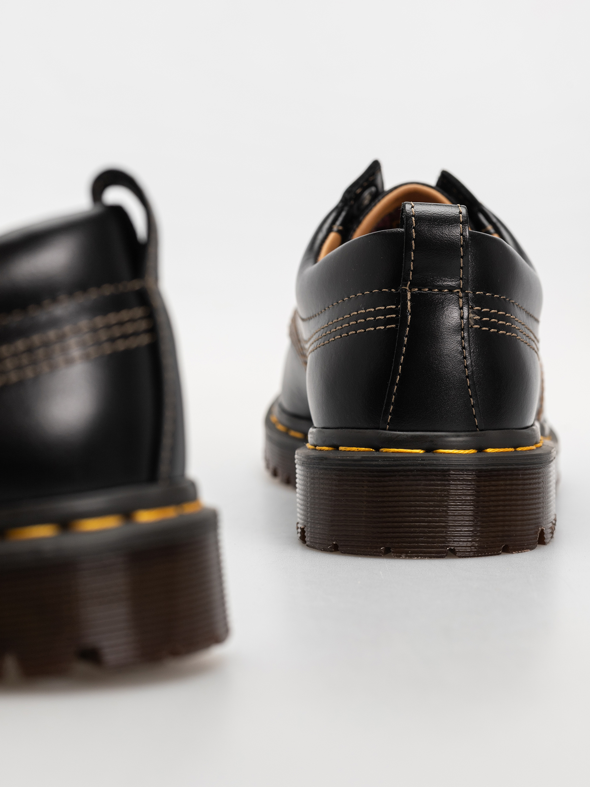Dr. Martens Lowell Schuhe (black analine)