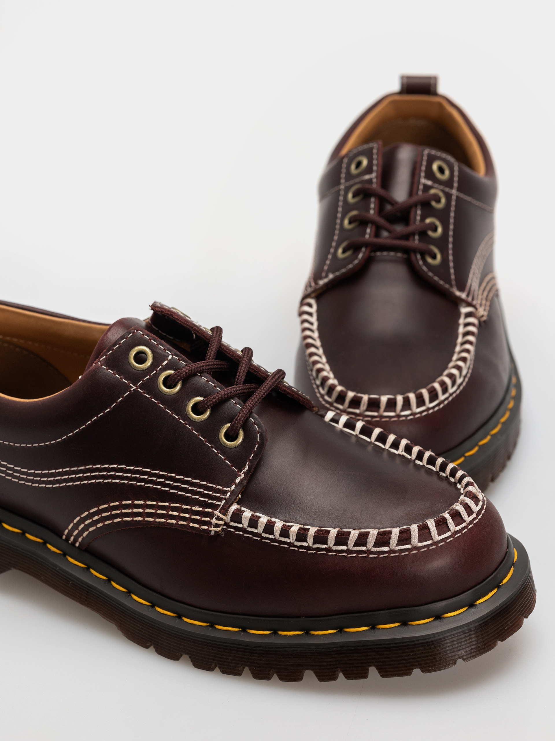 Dr. Martens Lowell Shoes (cherry red orleans)