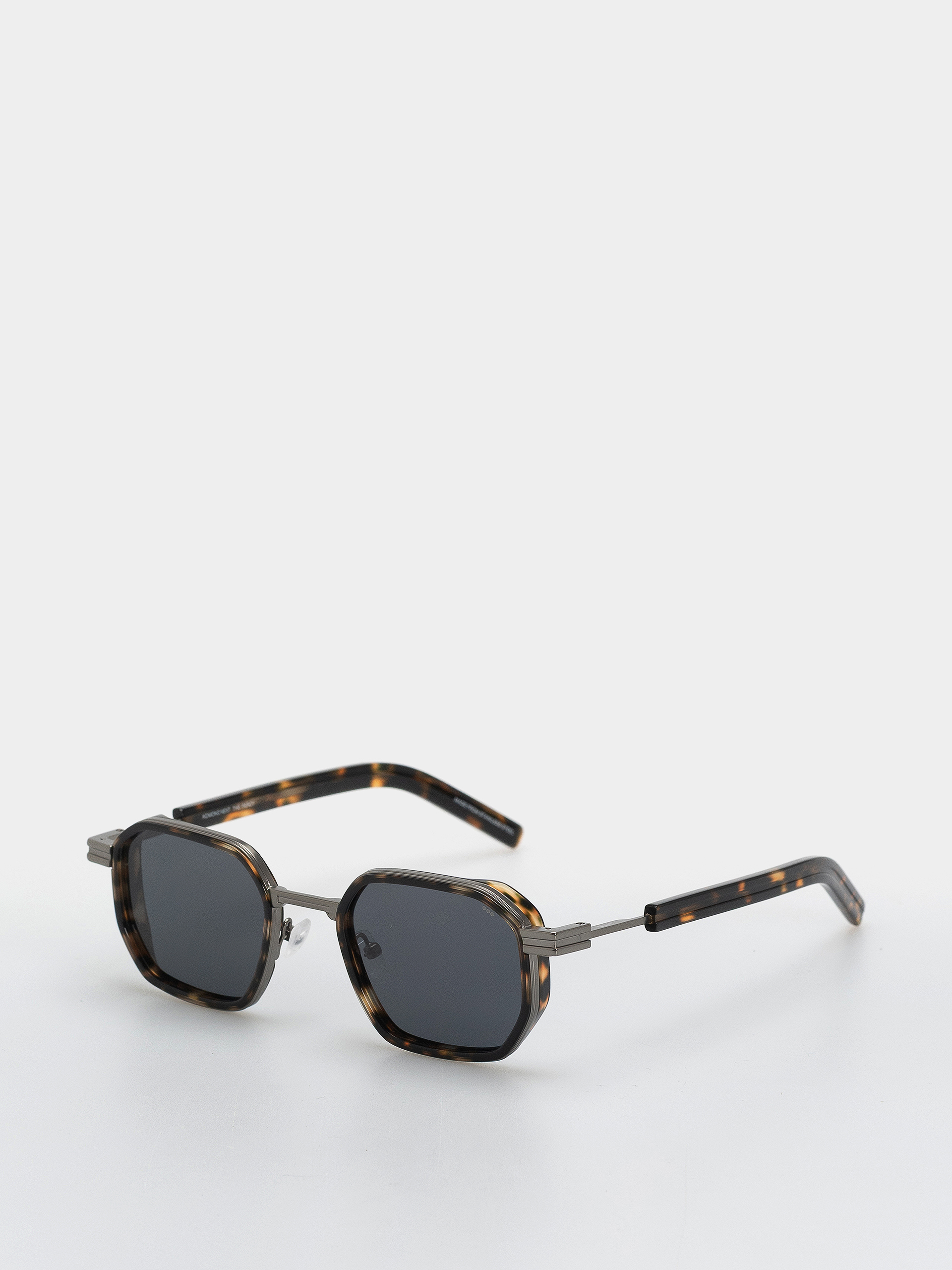 Komono Percy Sunglasses (gun giraffe)