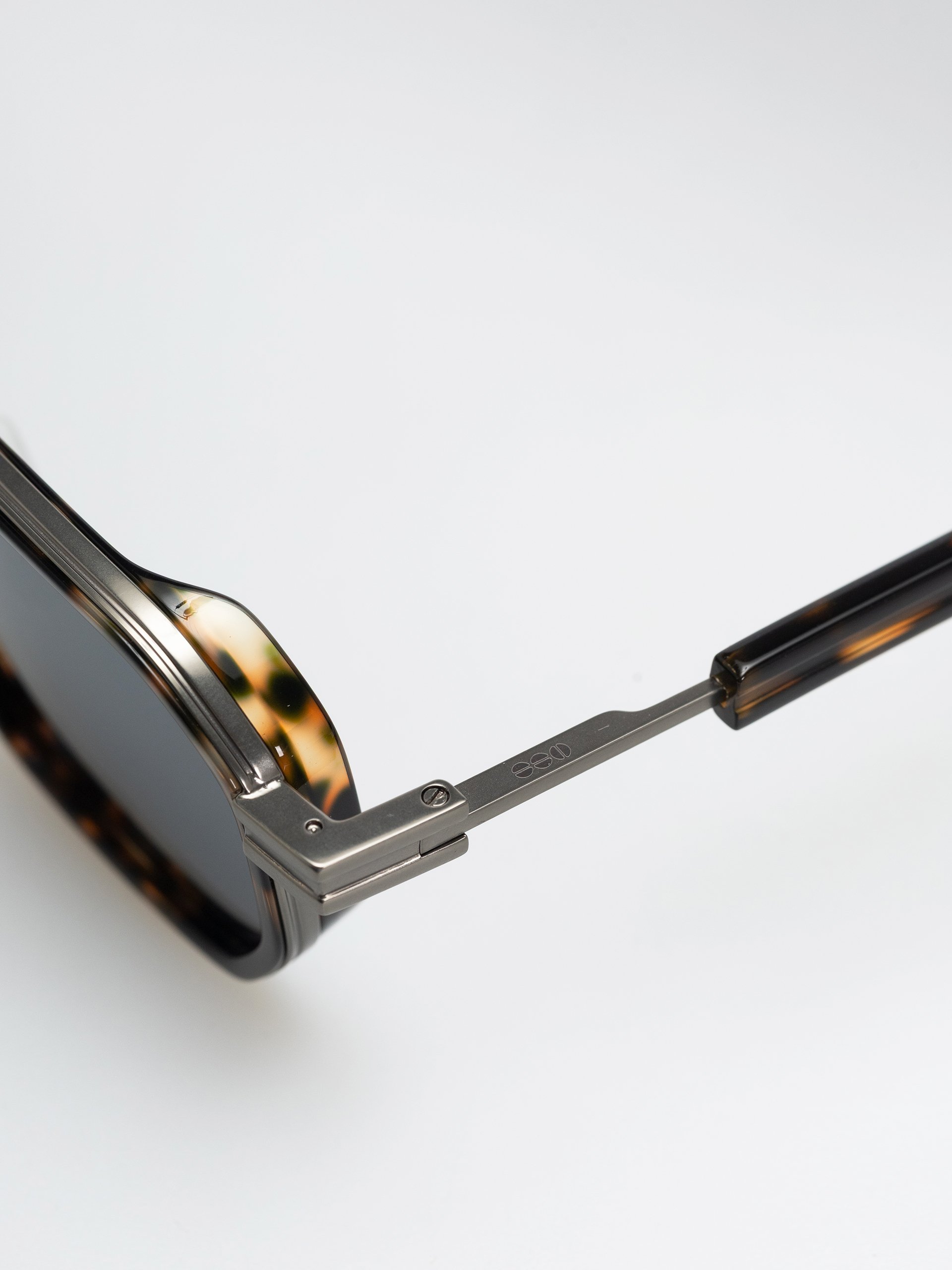 Komono Percy Sonnenbrille (gun giraffe)