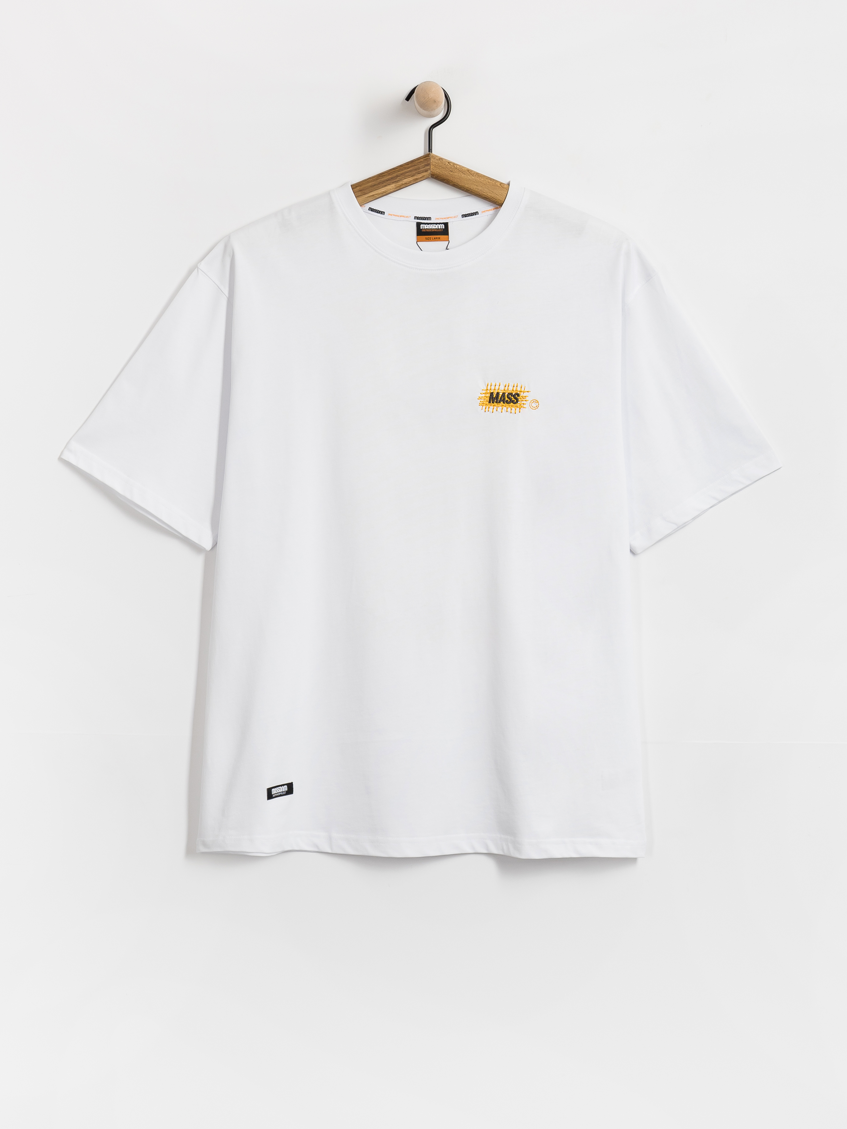 MassDnm Scratch Box T-Shirt (white)