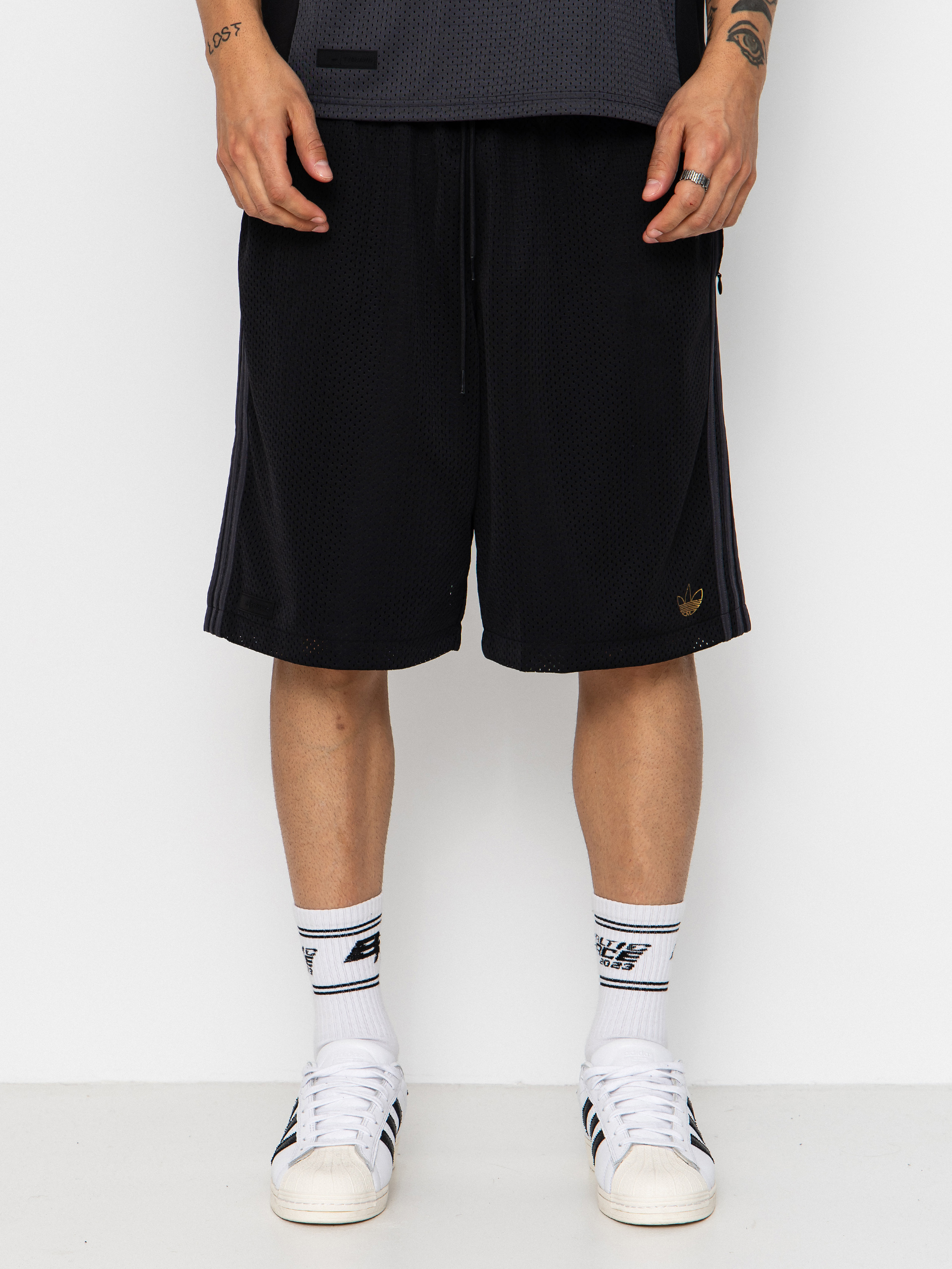 adidas Tyshawn B Shorts (black/magold/carbon)