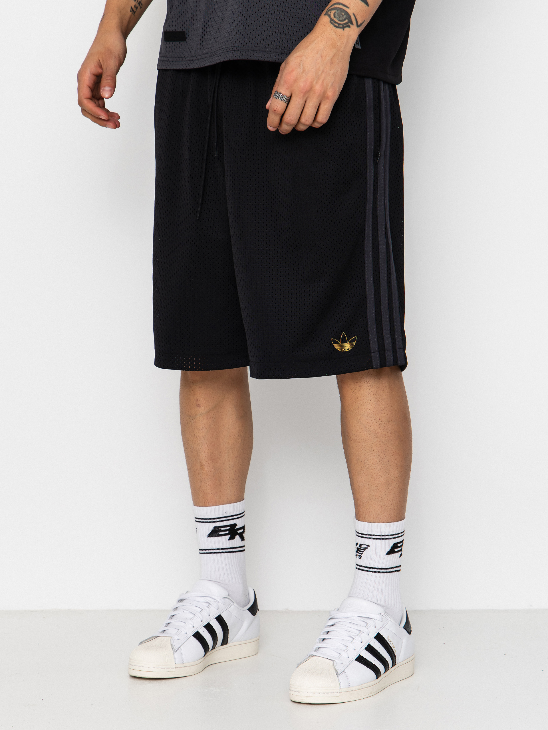 adidas Tyshawn B Shorts (black/magold/carbon)