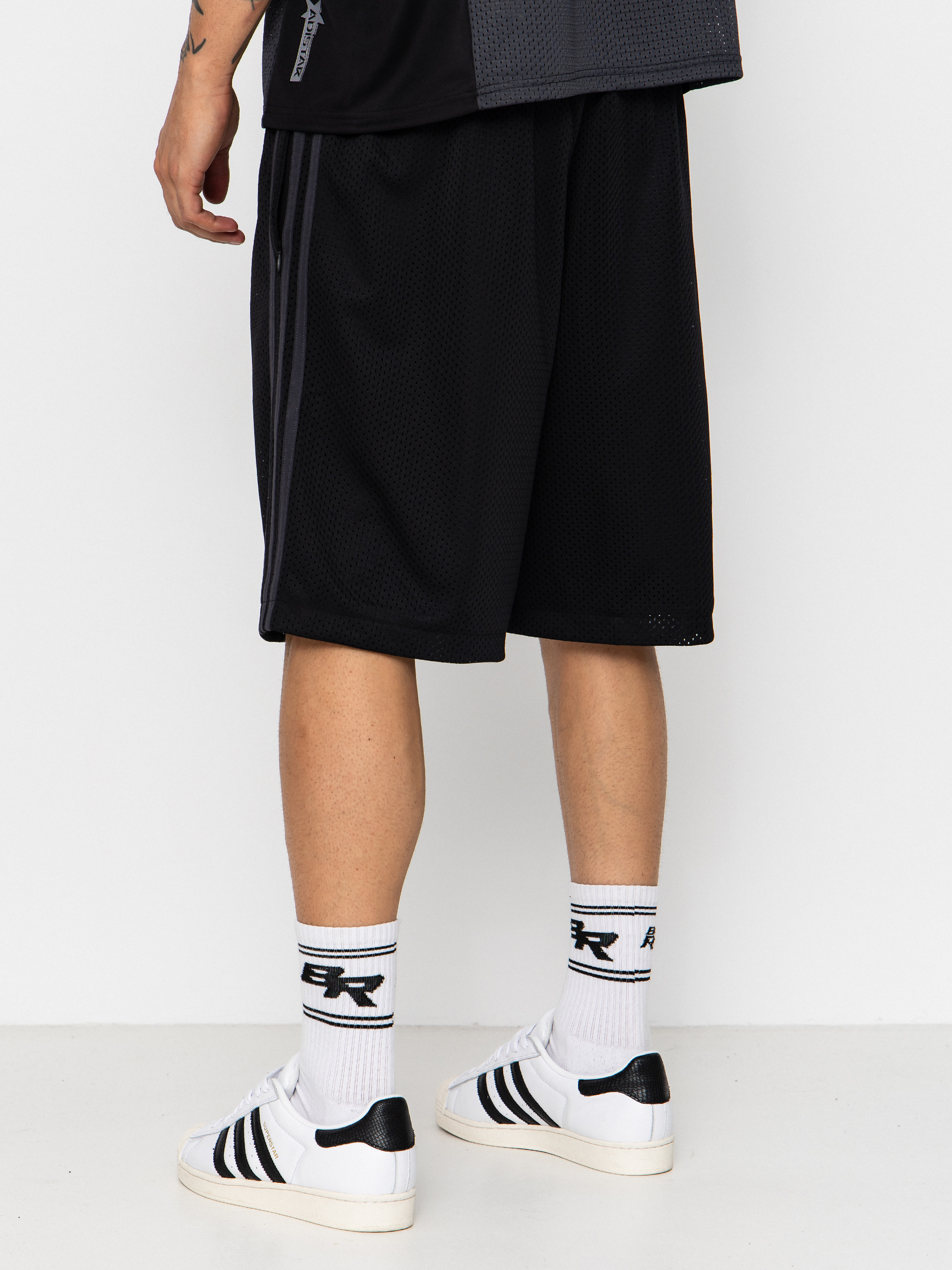 adidas Tyshawn B Shorts (black/magold/carbon)