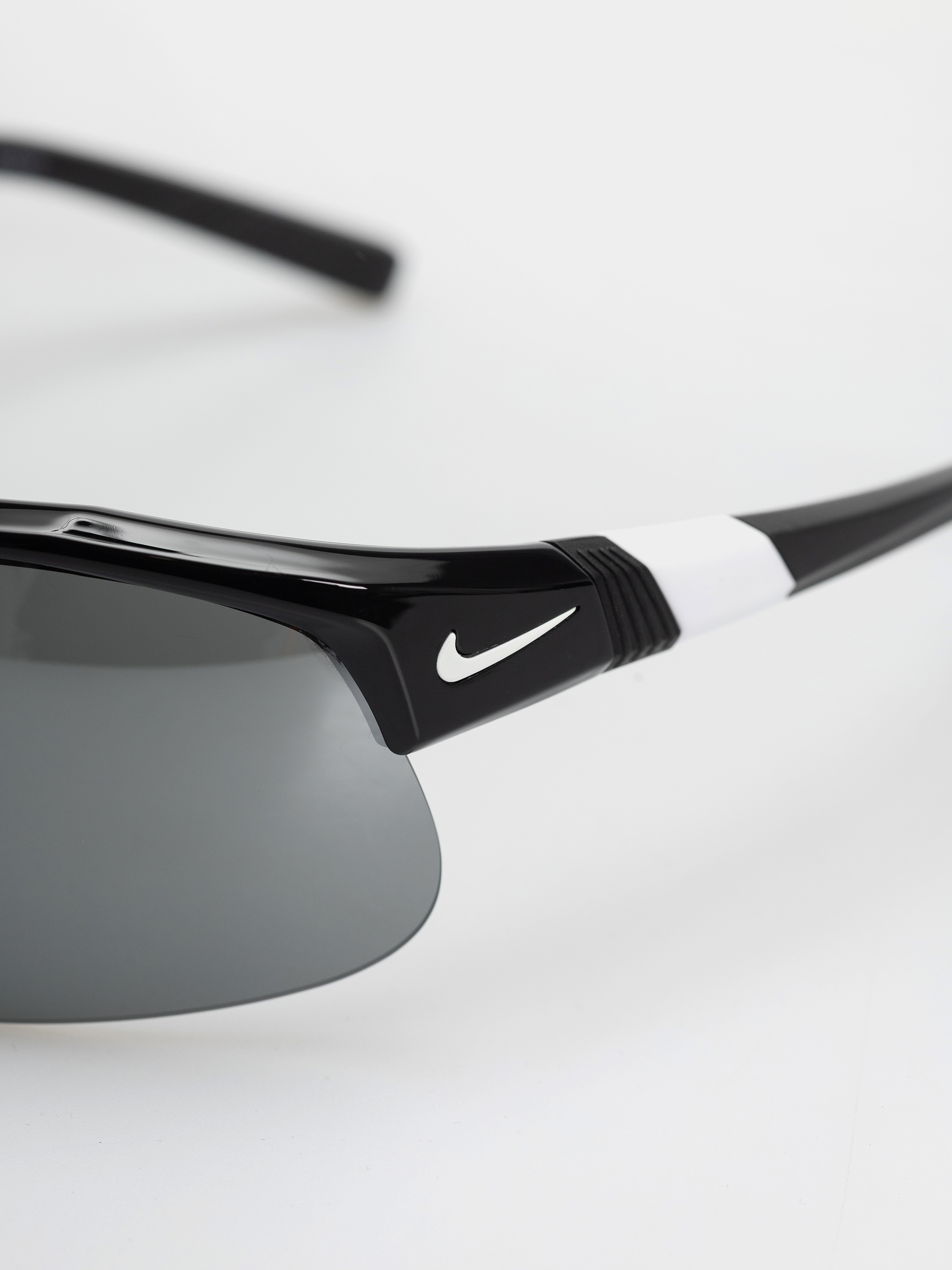 Nike SB Sonnenbrille Show X1 (black/silver flash)