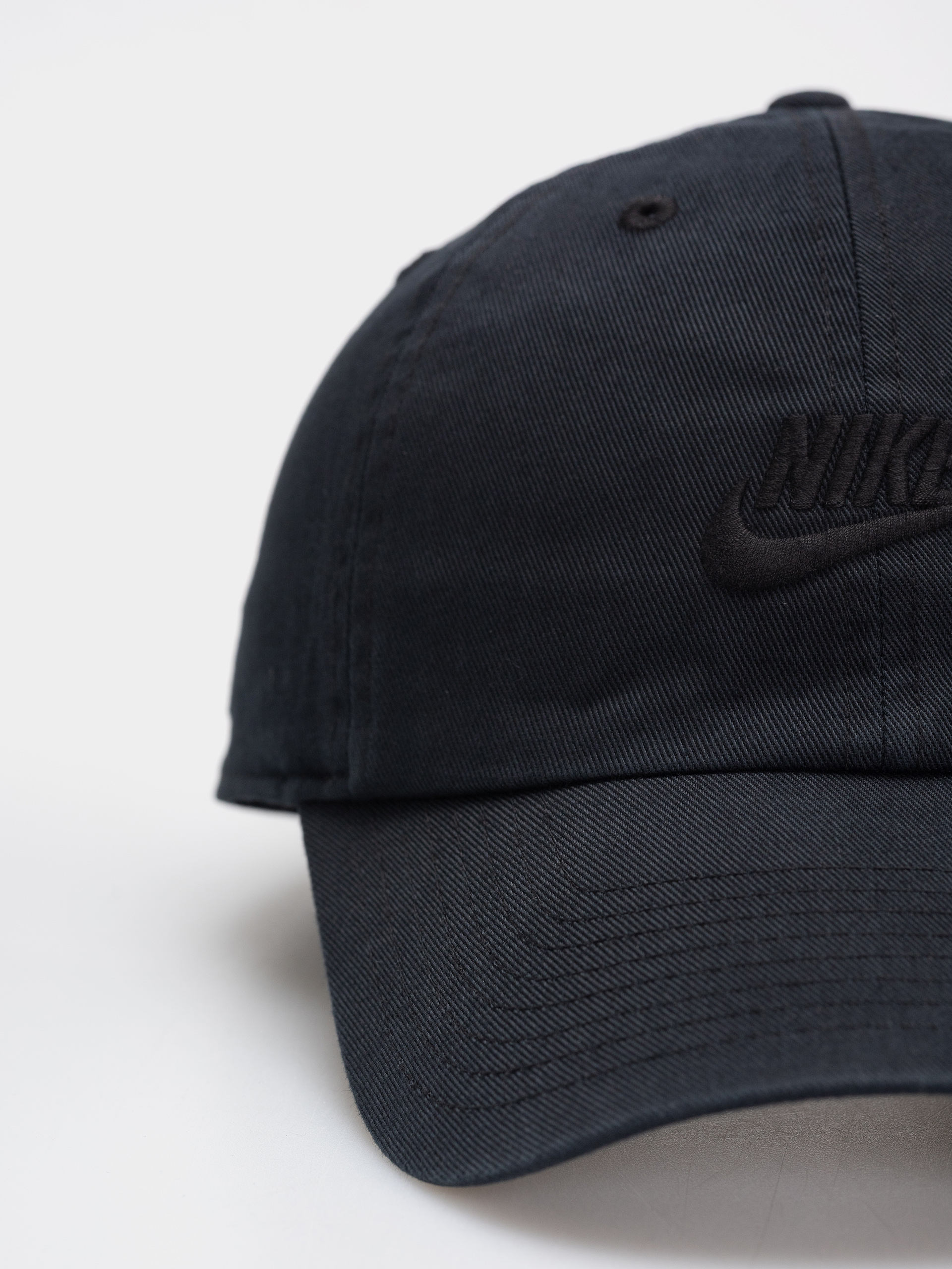 Nike SB Club Cap (black/black)