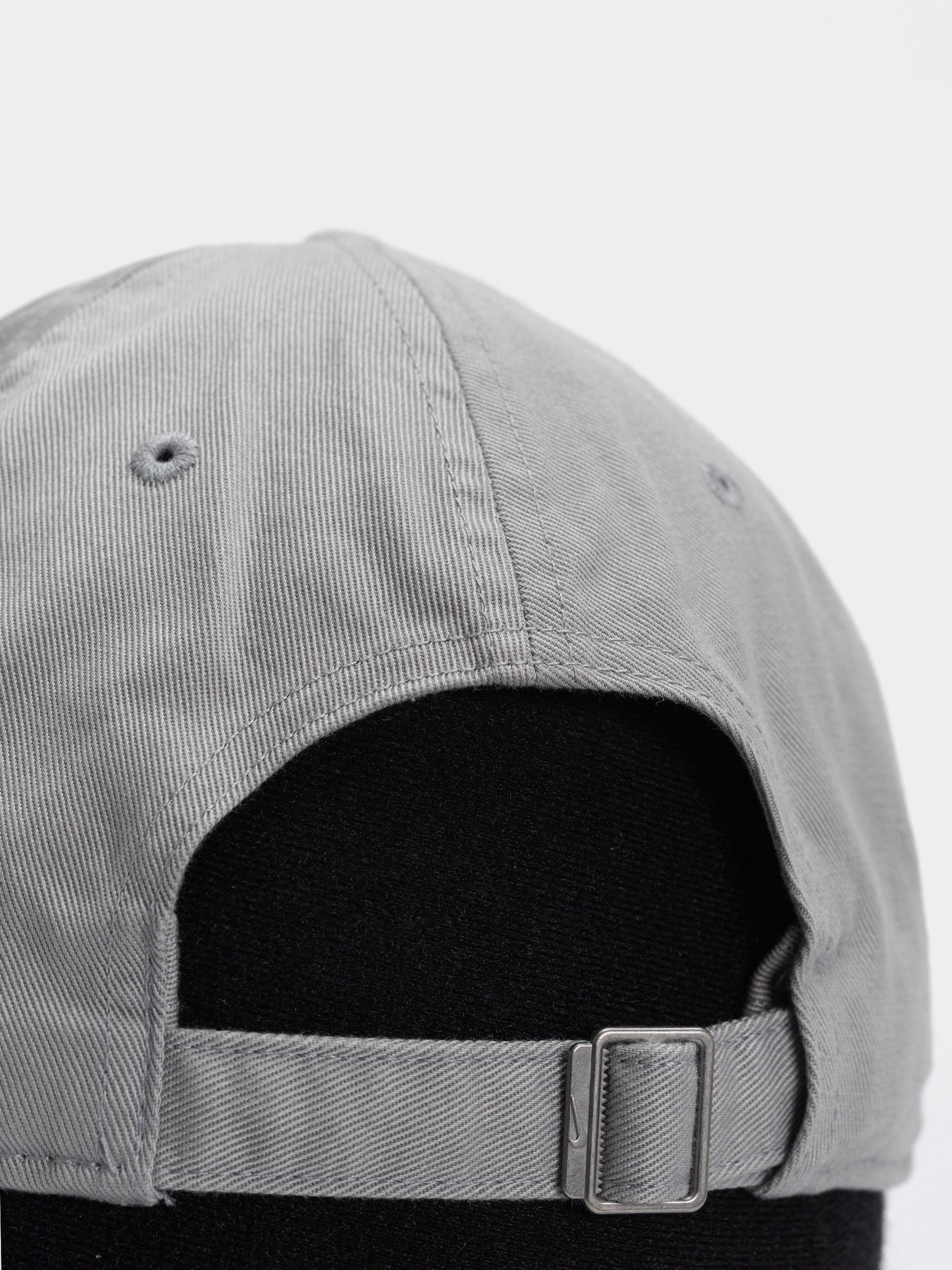 Nike SB Club Cap (particle grey/white)