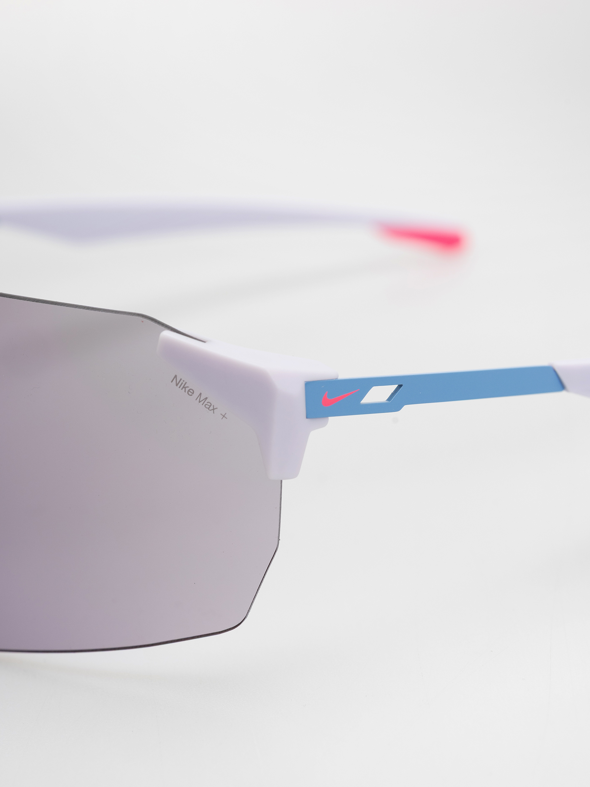 Nike Limitless Shield Sunglasses (amethyst tint/blue flash)