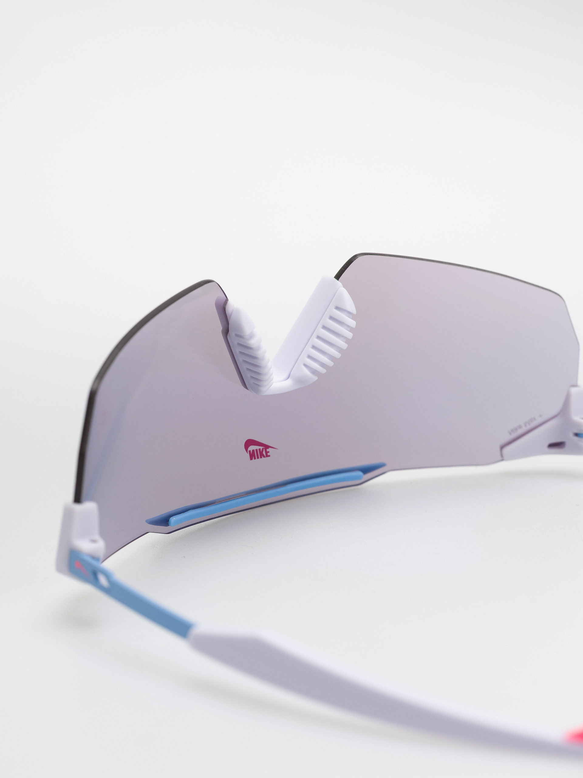 Nike Limitless Shield Sonnenbrille (amethyst tint/blue flash)
