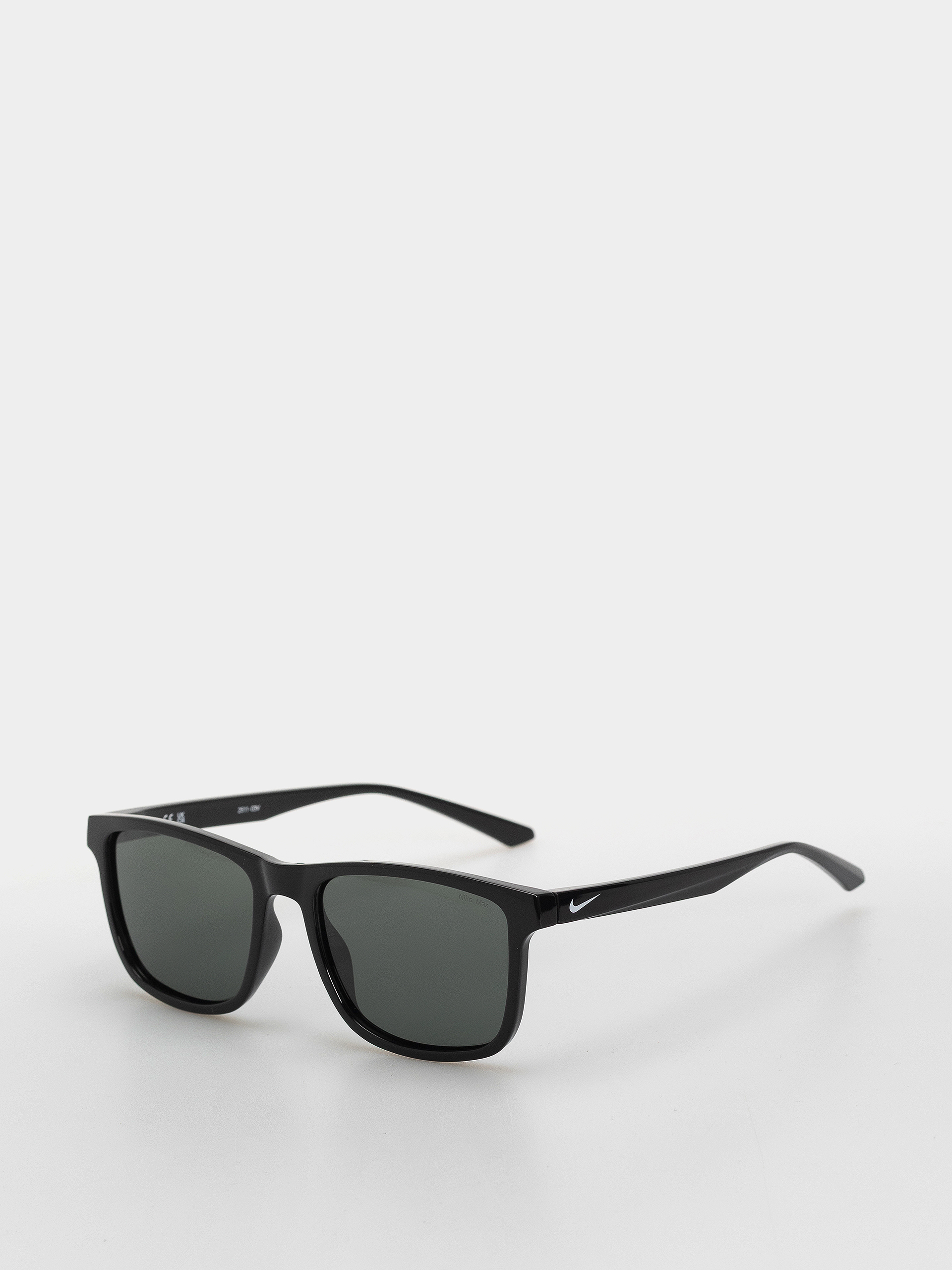 Nike Vital Core P Sunglasses (black/polar green)