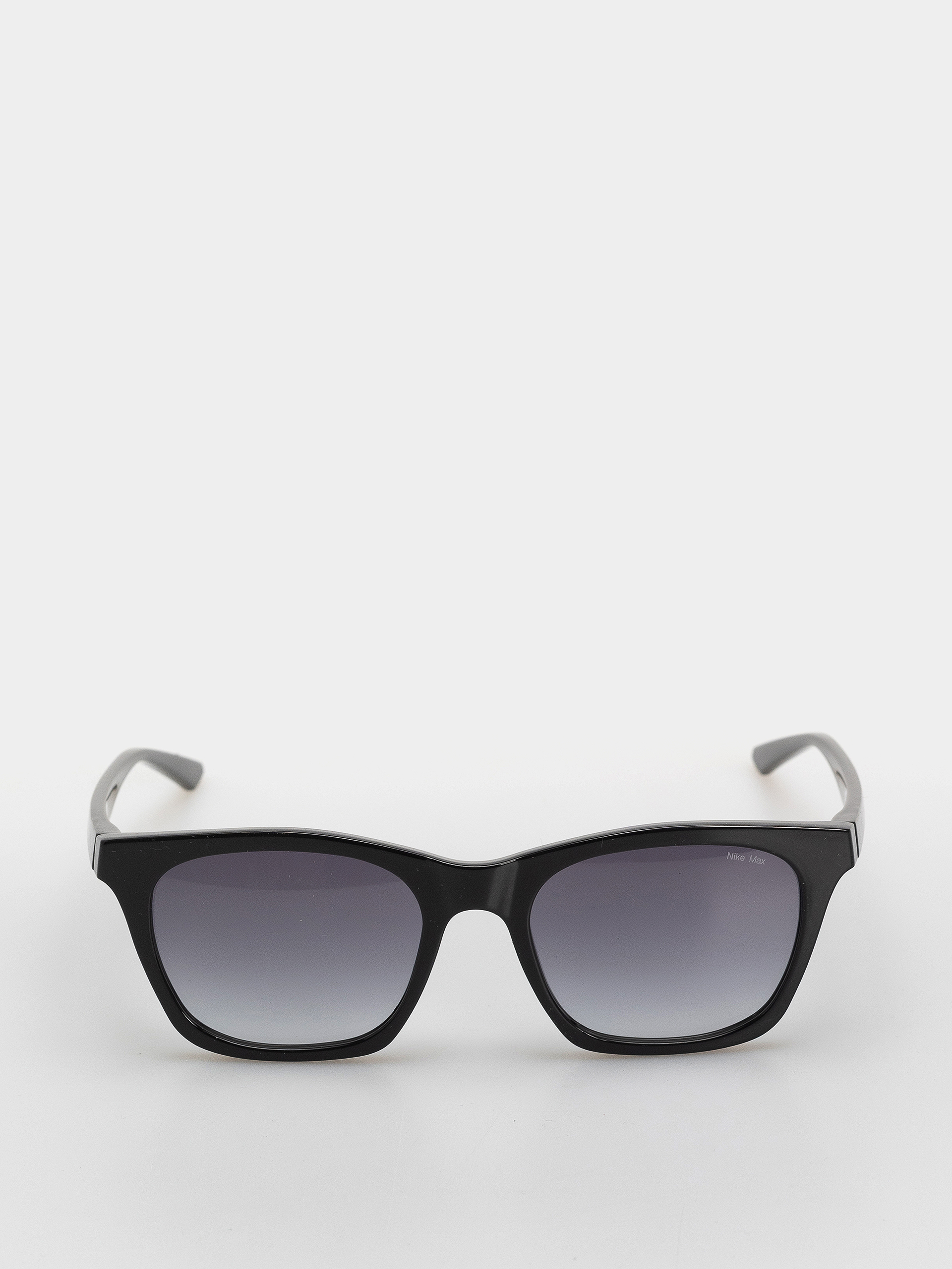Nike Vital Flow Sunglasses (black/smoke gradient)