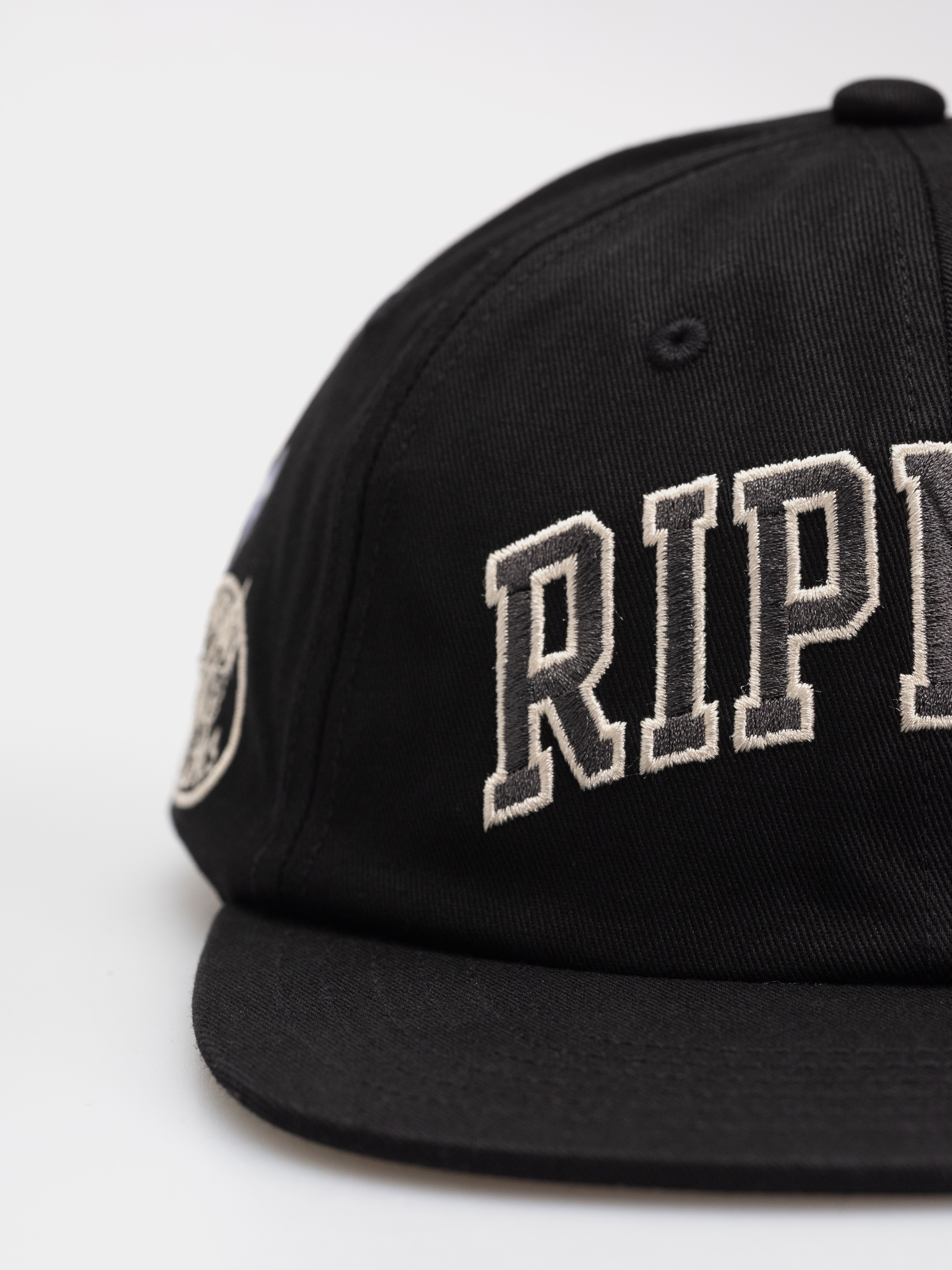 RipNDip Team Spirit Snapback Cap (black)