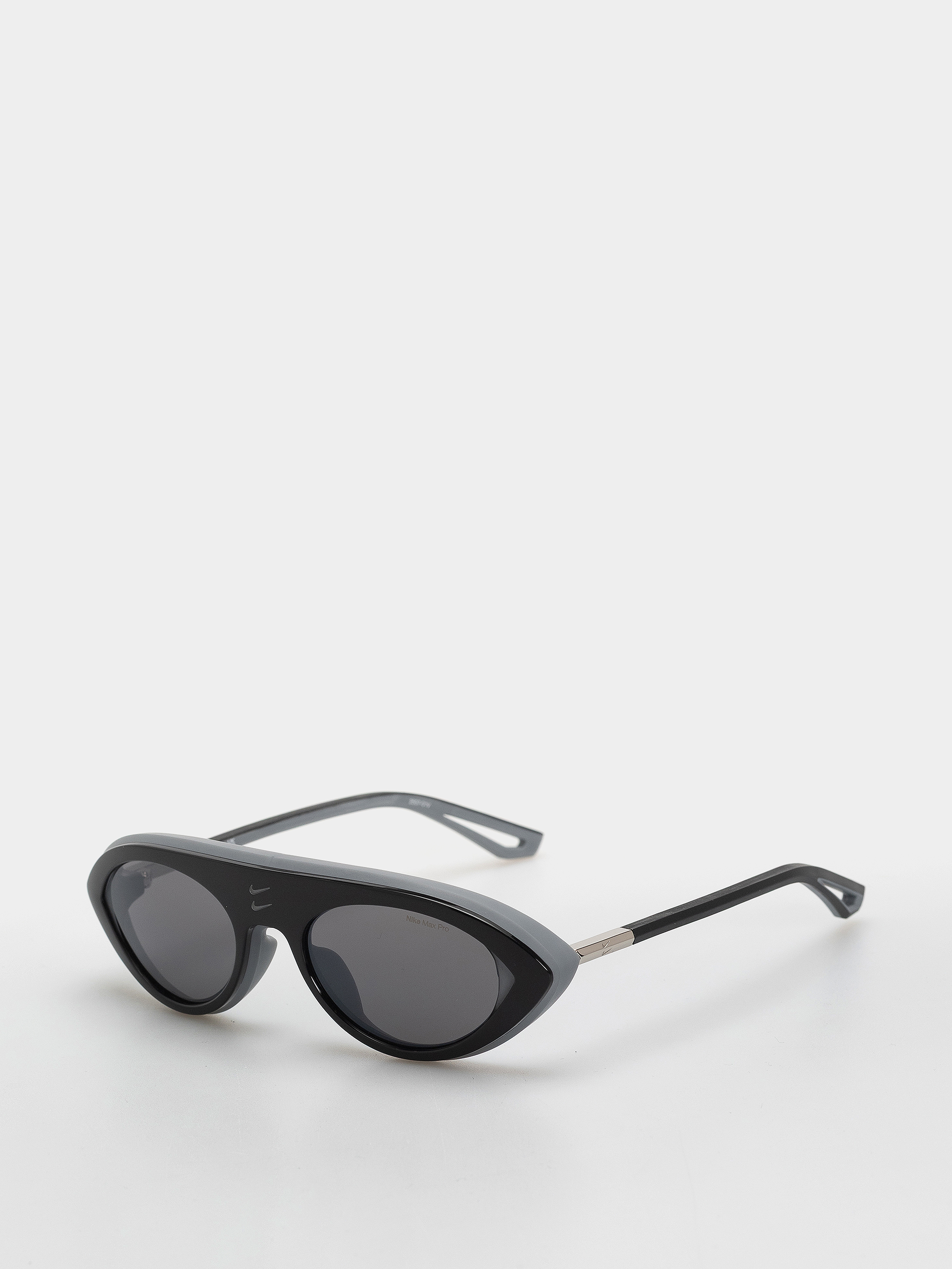 Nike Forge Envy Sunglasses (black/grey)