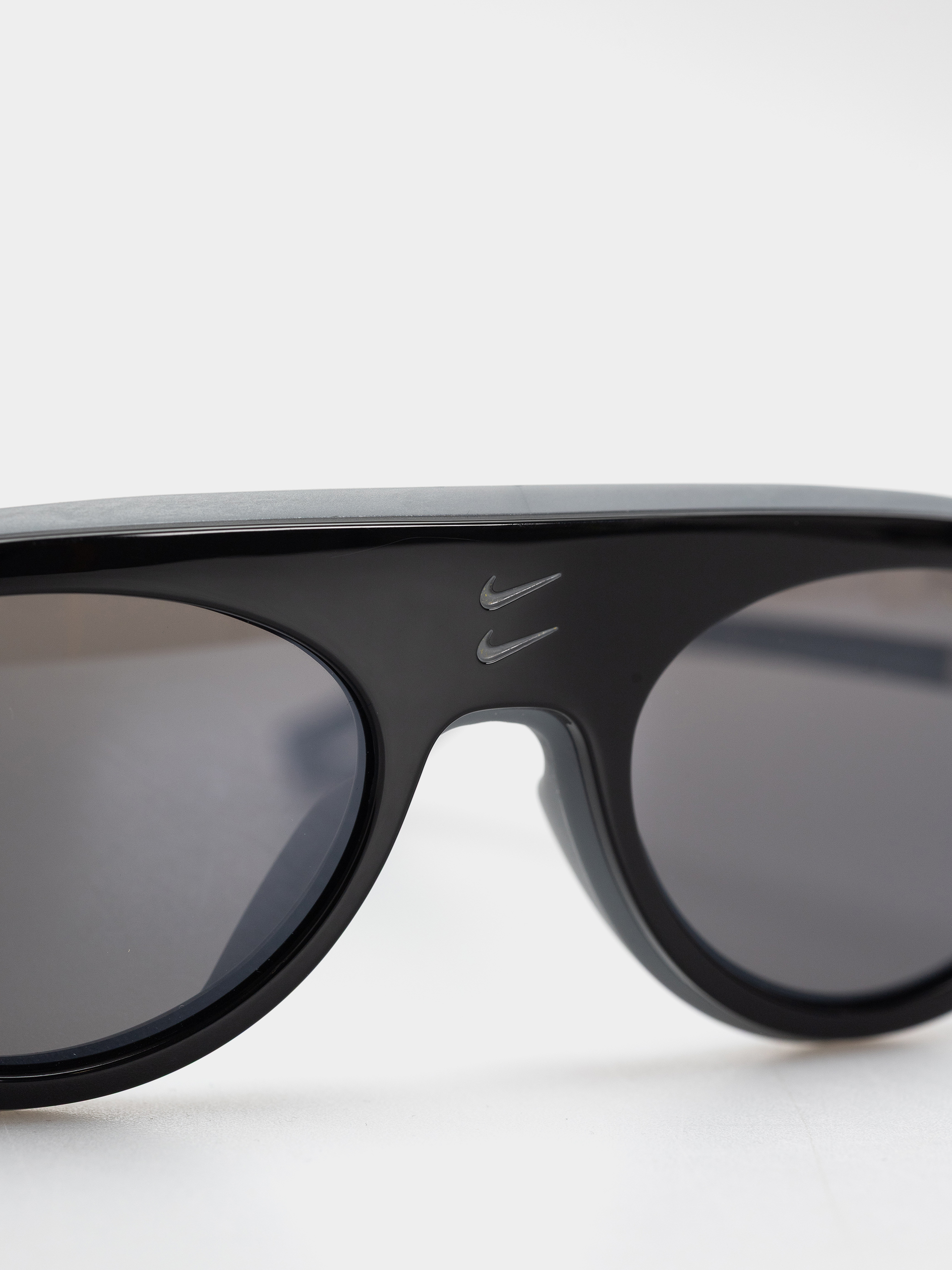 Nike Forge Envy Sunglasses (black/grey)