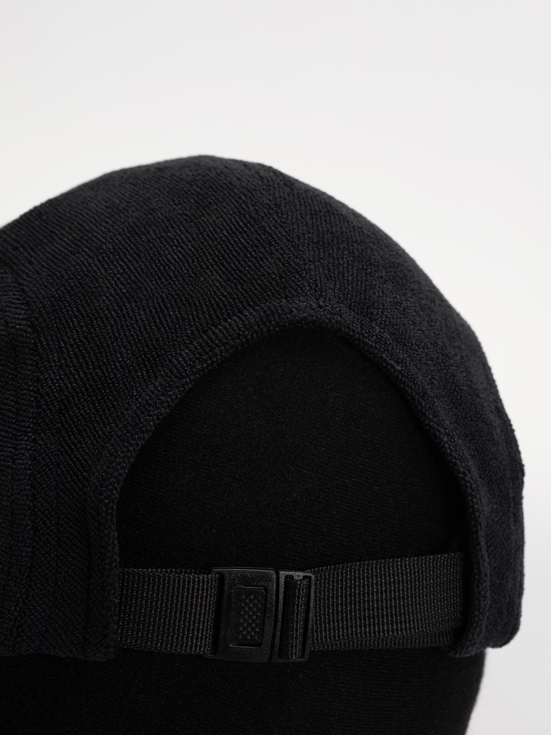 RipNDip Castanza Camper Cap (black)