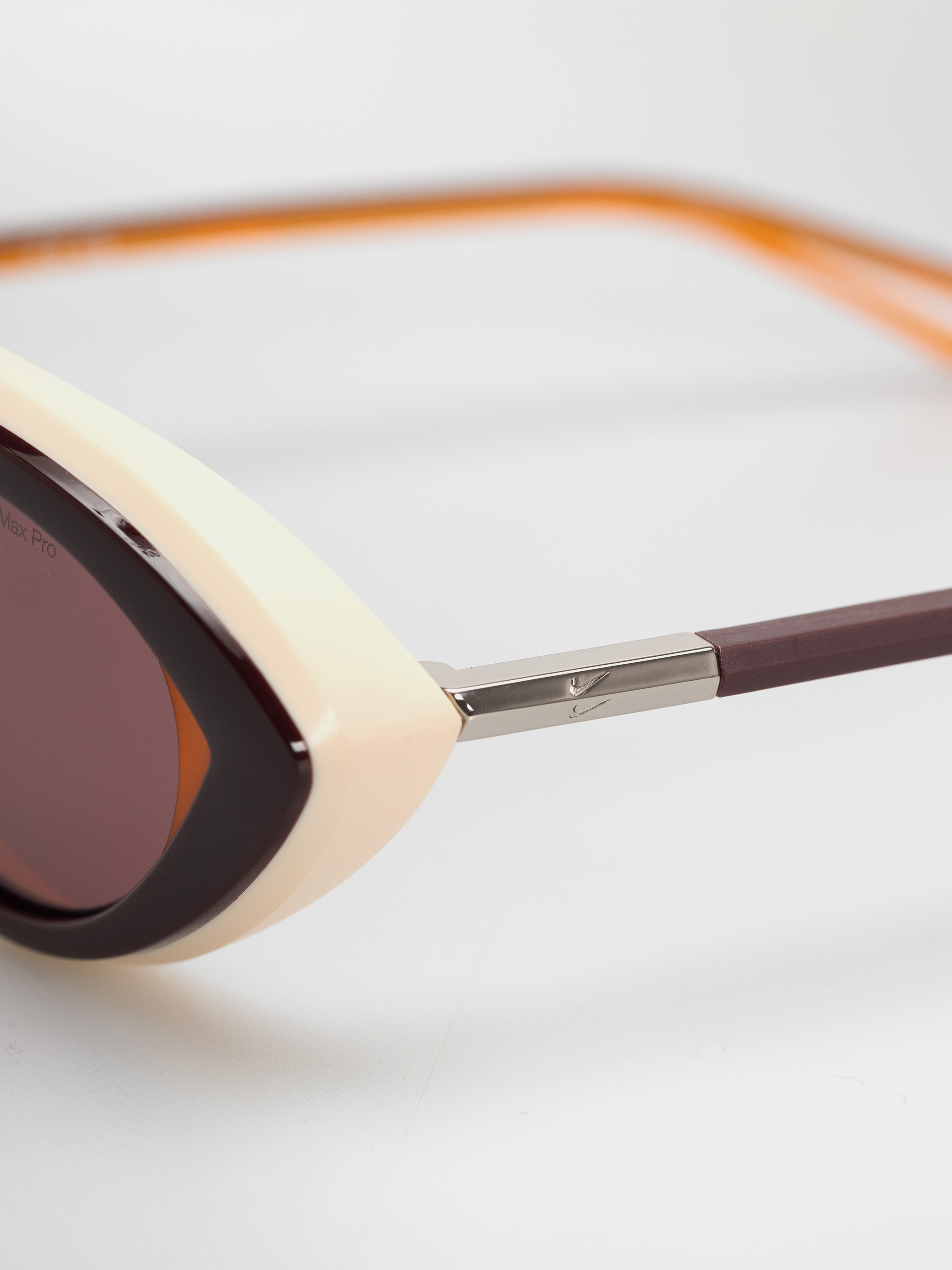 Nike Forge Envy Sunglasses (burgundy crush/berry)