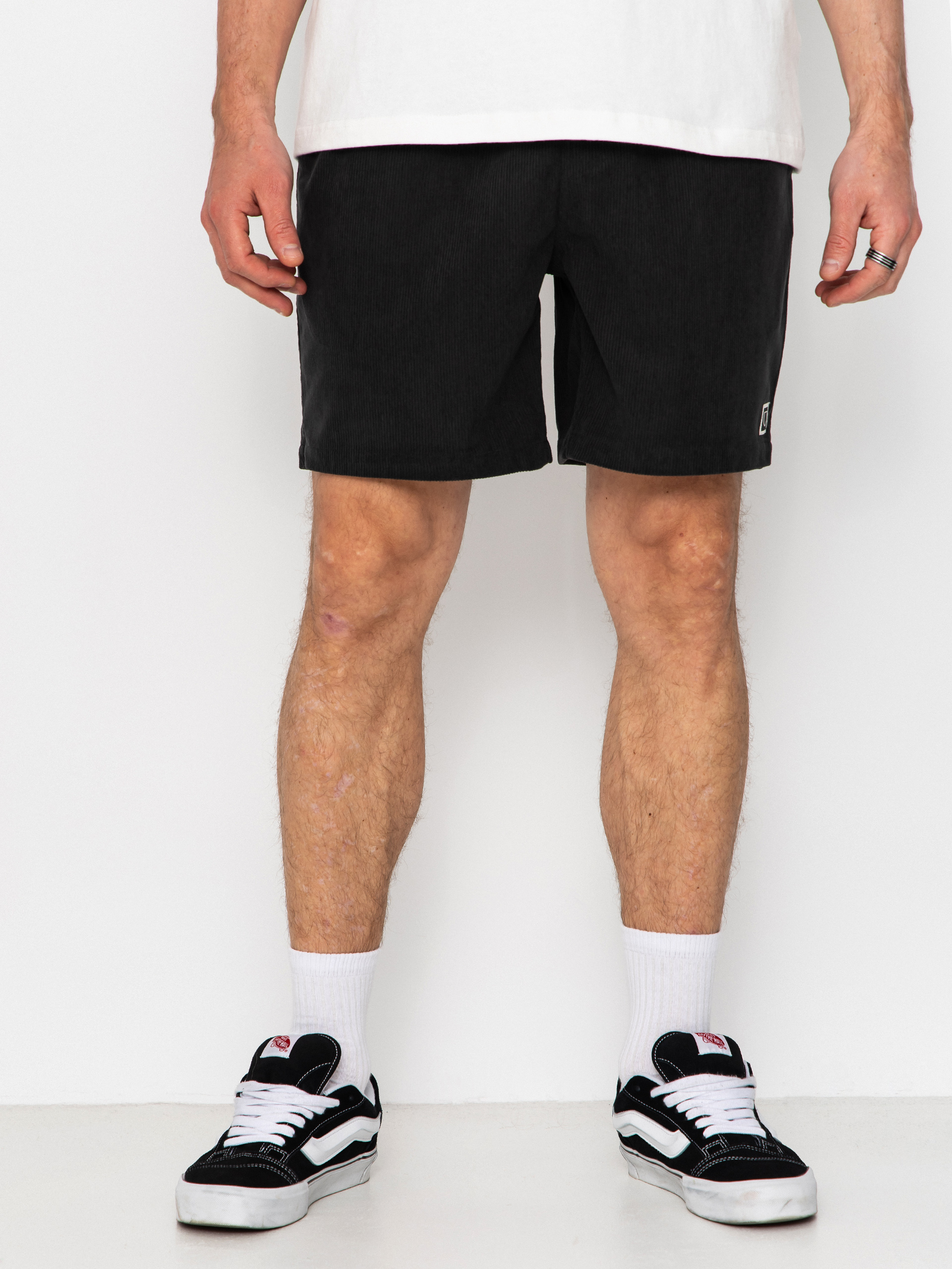 Brixton Everyday Corduroy Shorts (vintage black)