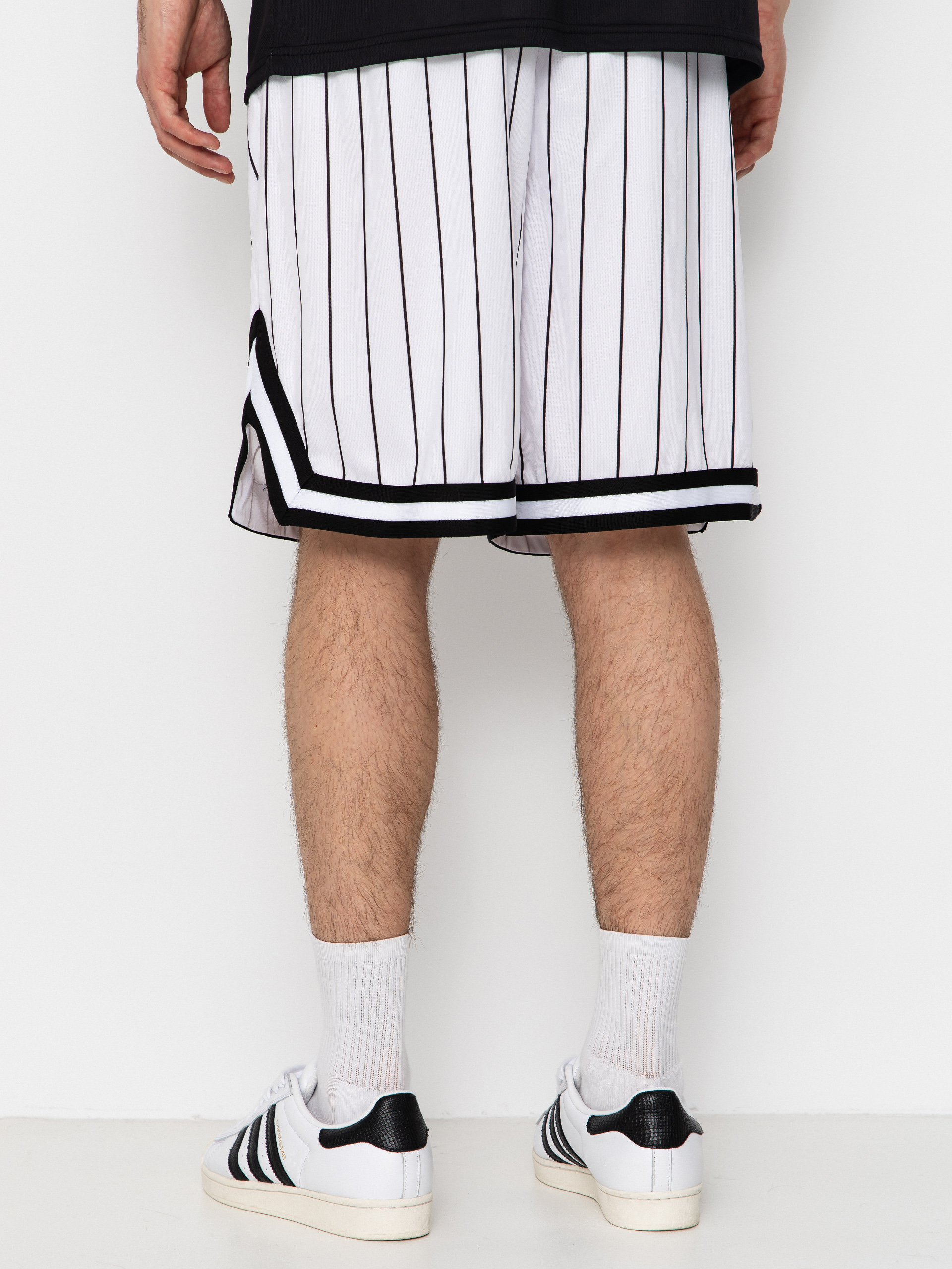 Karl Kani Shorts Small Signature Pinstripe Mesh (white/black)