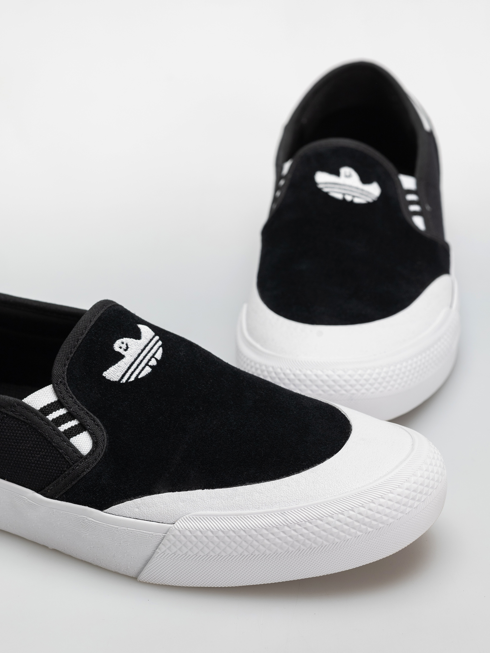 adidas Shmoofoil Slip Rx Shoes (cblack/ftwwht/gum4)