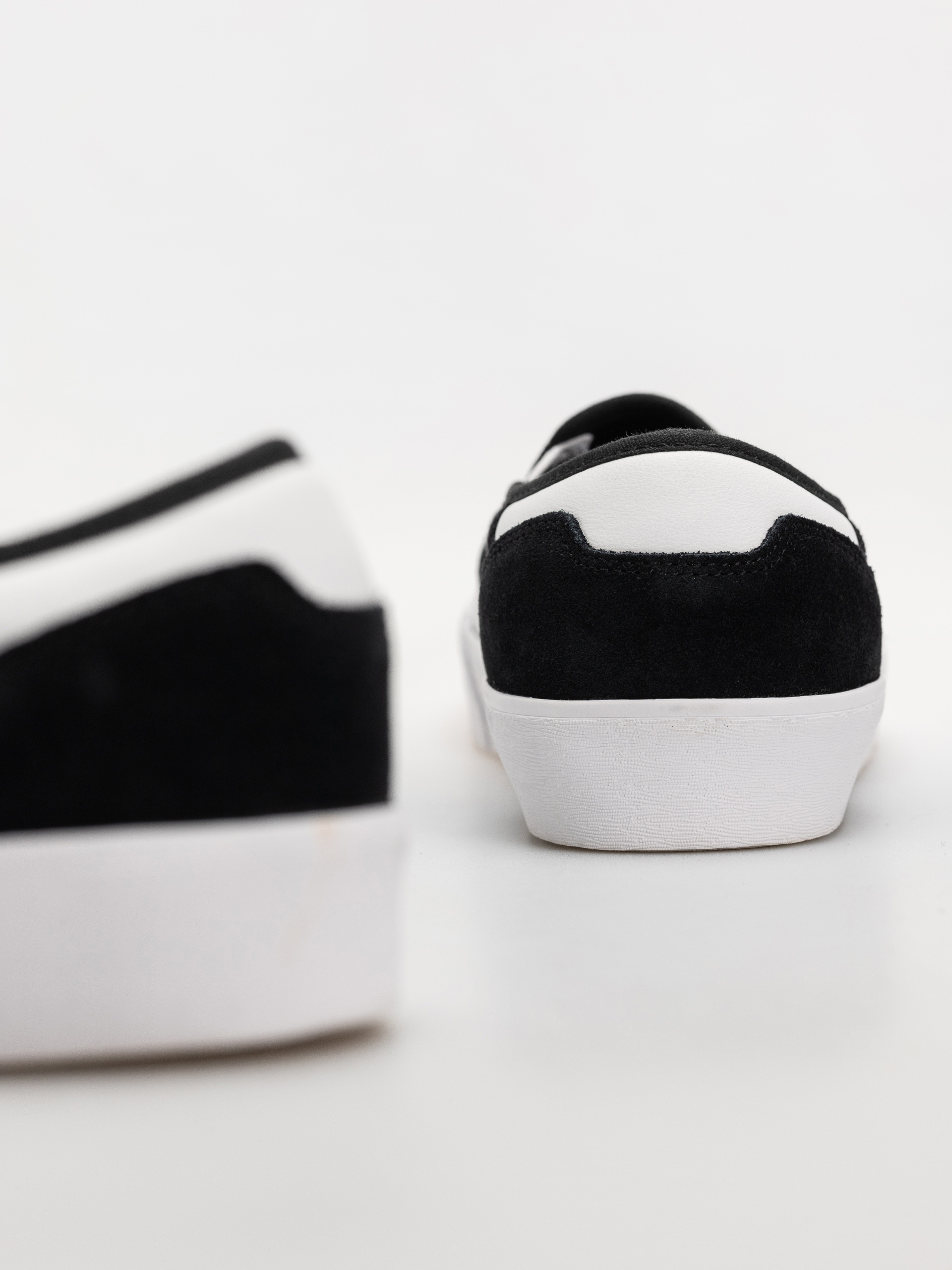 adidas Shmoofoil Slip Rx Shoes (cblack/ftwwht/gum4)