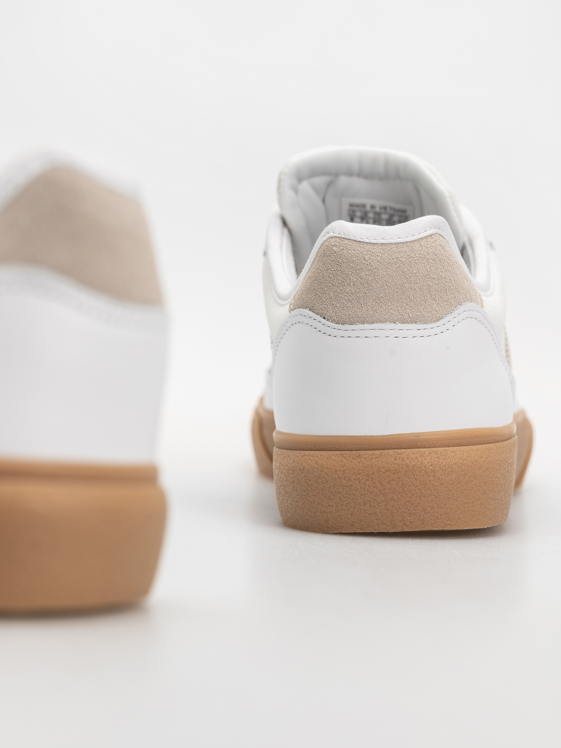 adidas Shoes Court Tns Premiere (ftwwht/crywht/gum4)
