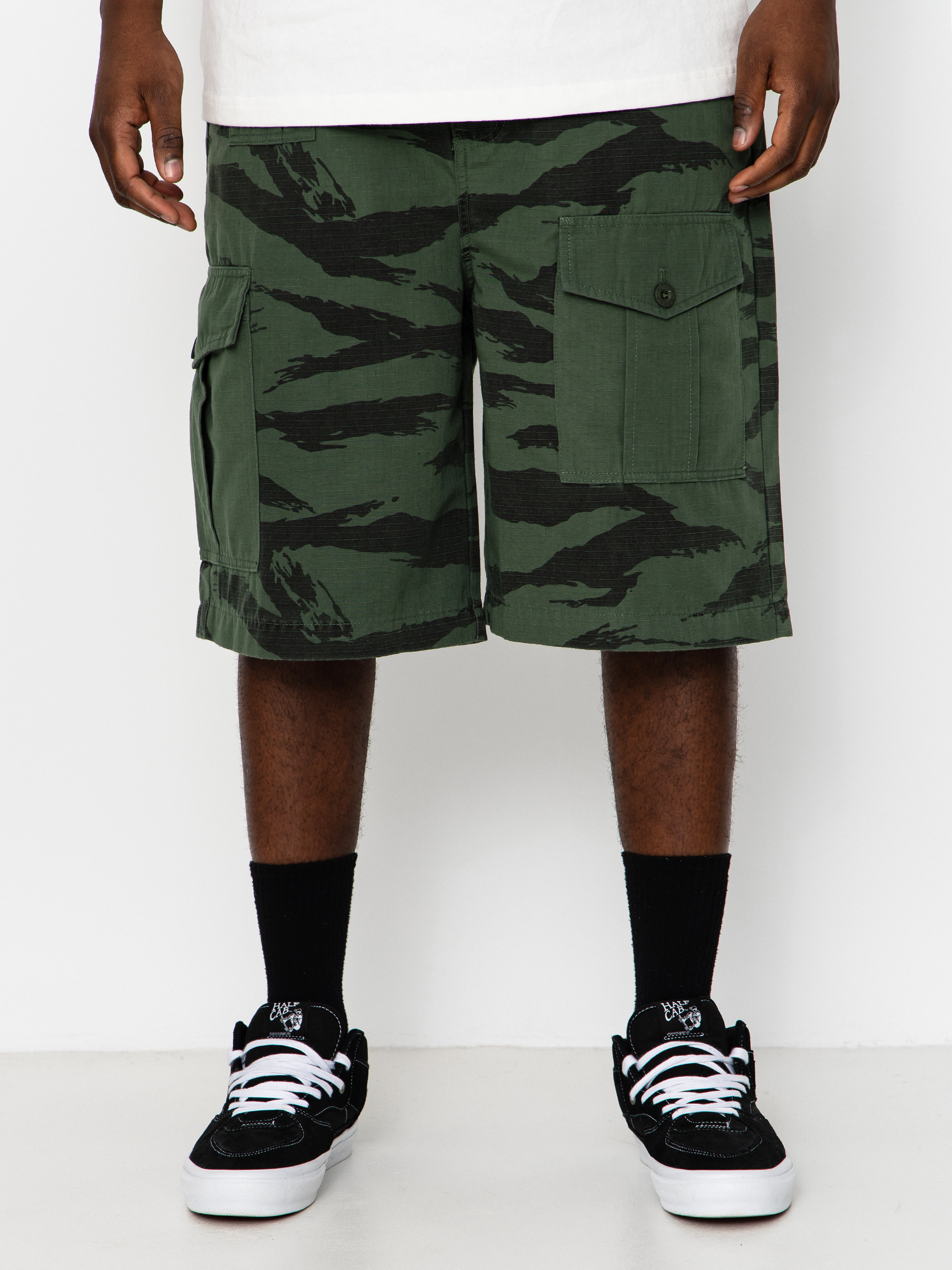 RipNDip Shorts Camo