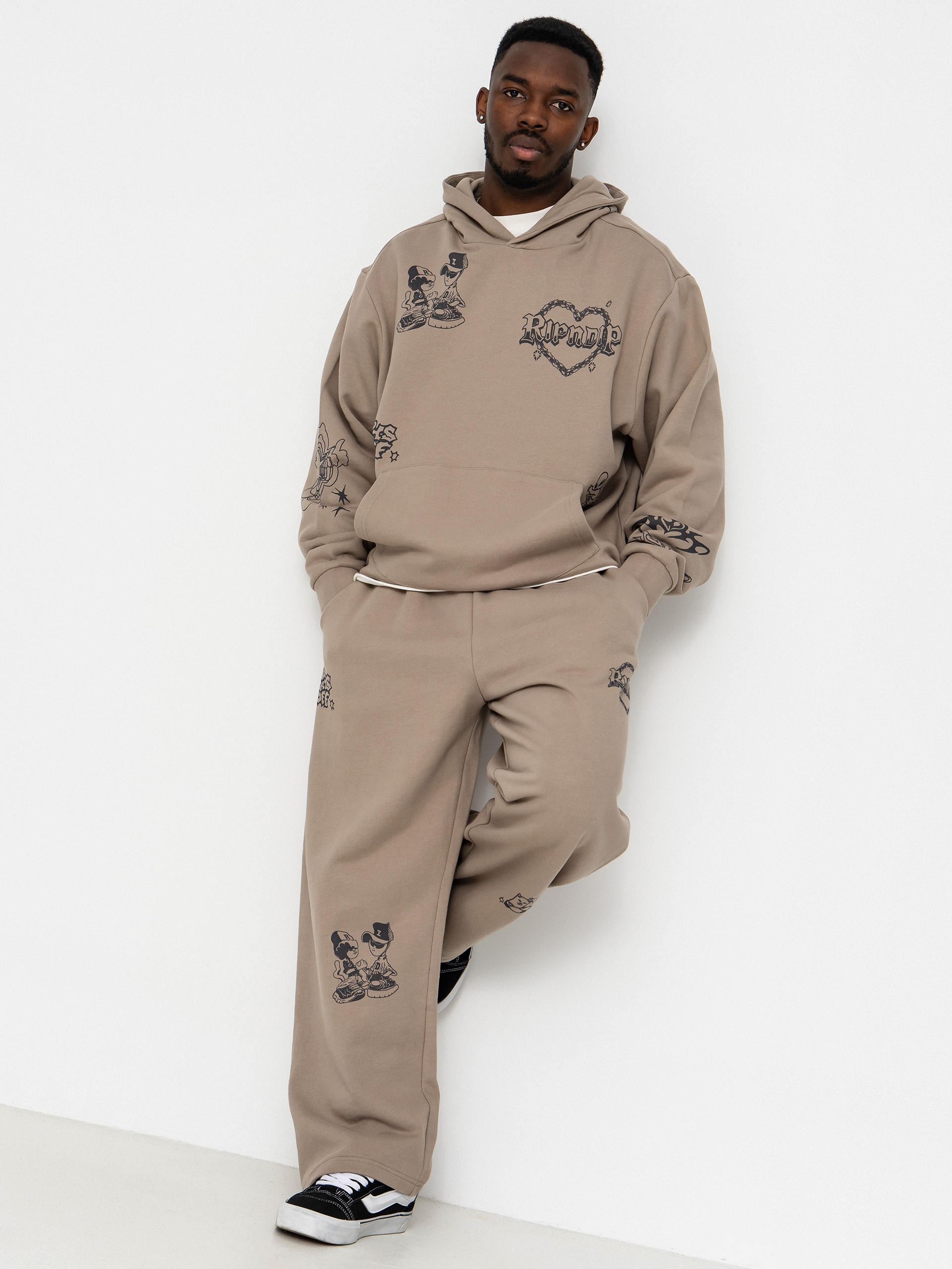RipNDip Westside Distressed HD Hoodie (dark sand wash)