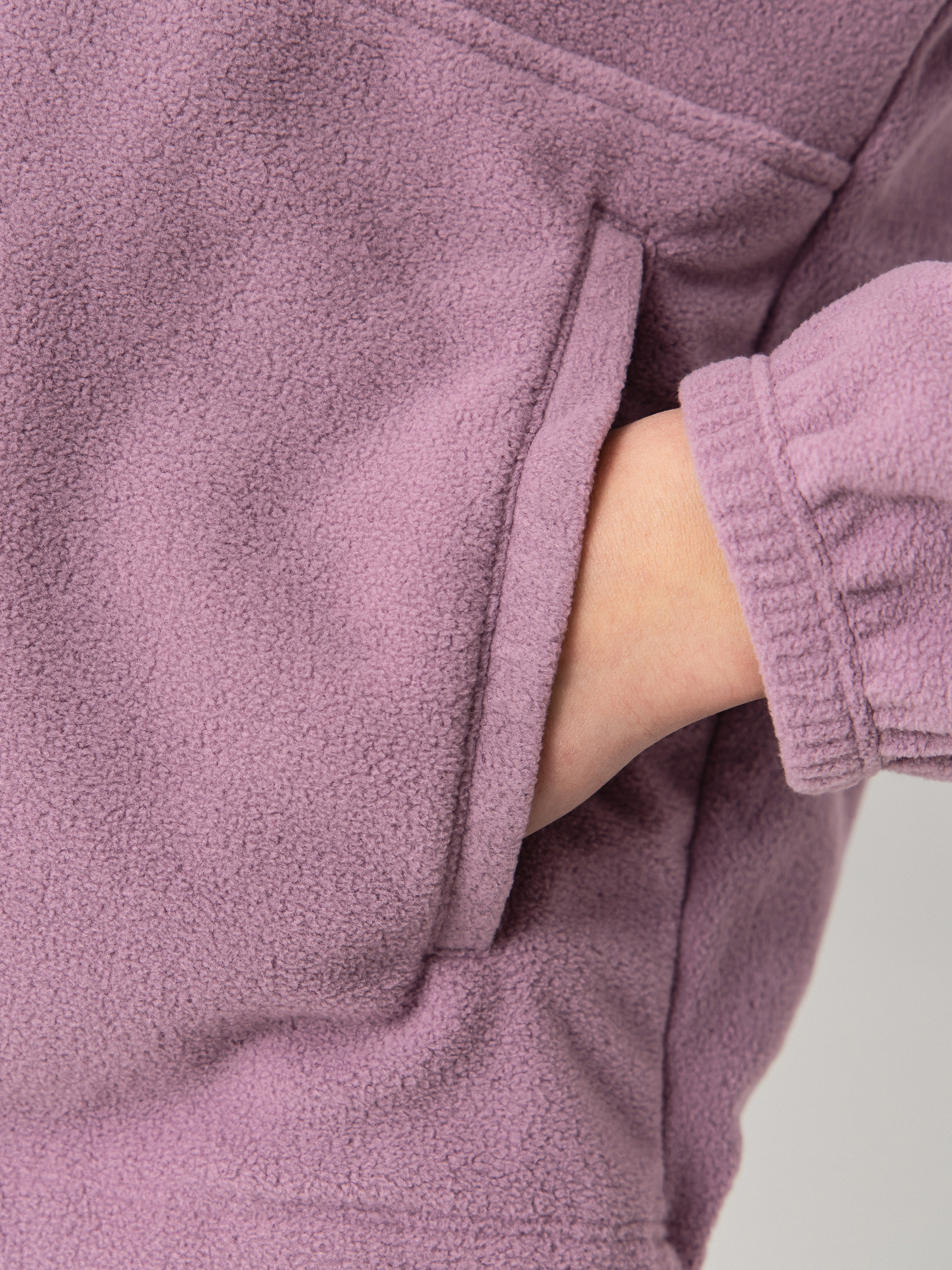 Womens Patagonia Micro D 1/2 Zip Fleece  (light violet)