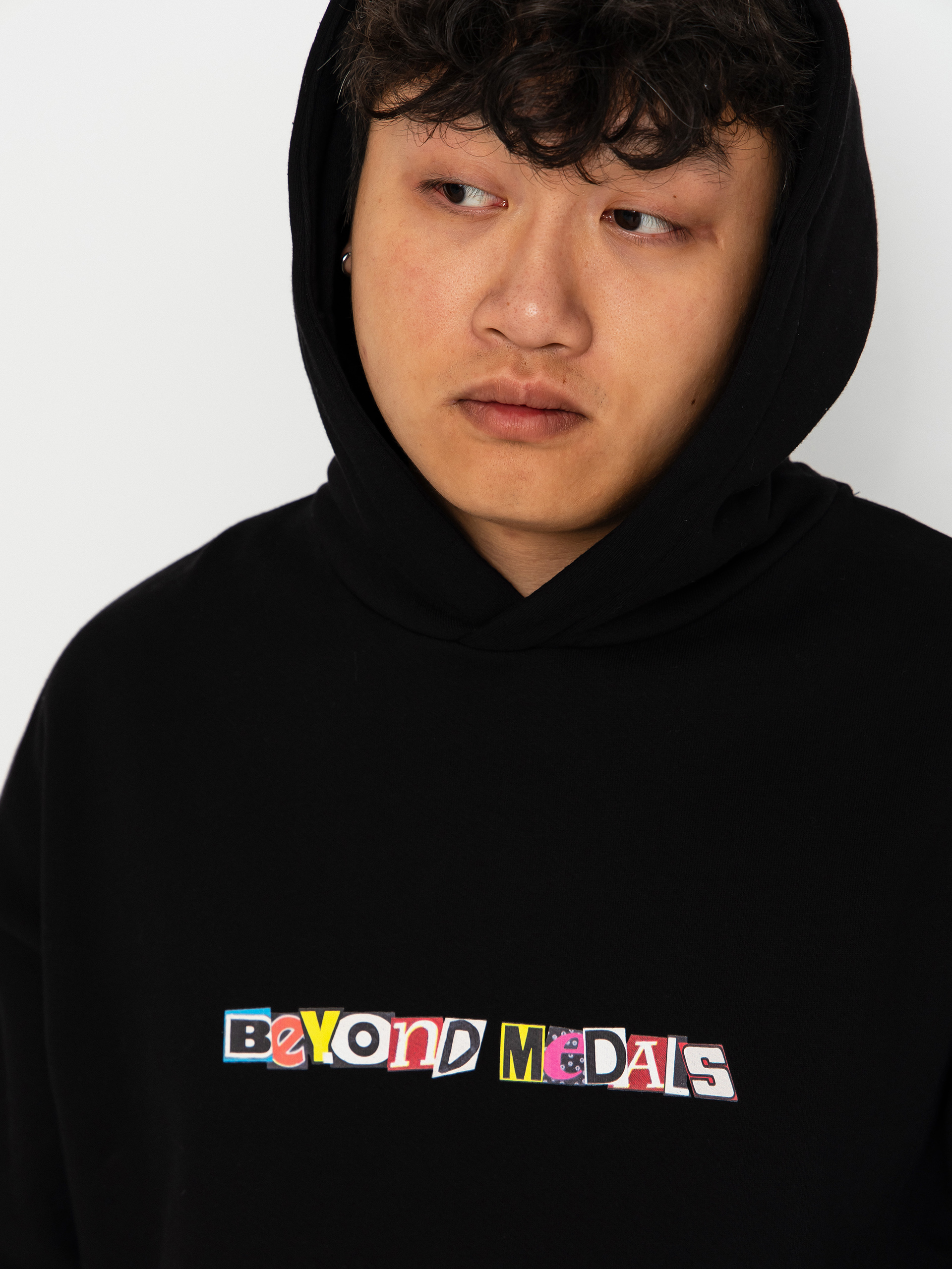 Beyond Medals Hoodie Magazine HD (black)
