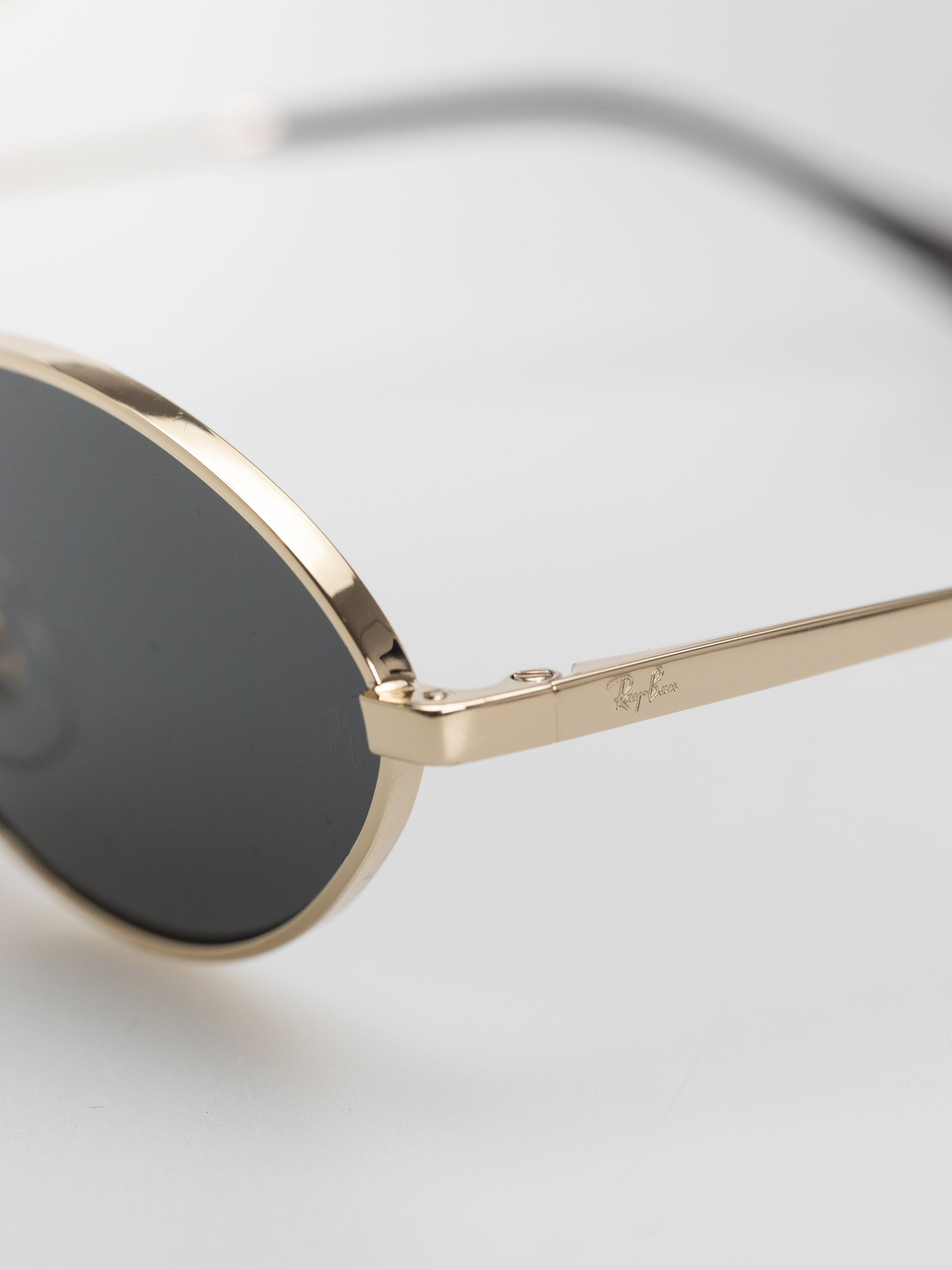 Ray-Ban Kai Sunglasses (polerowany jasne złoto/ciemnoszary)