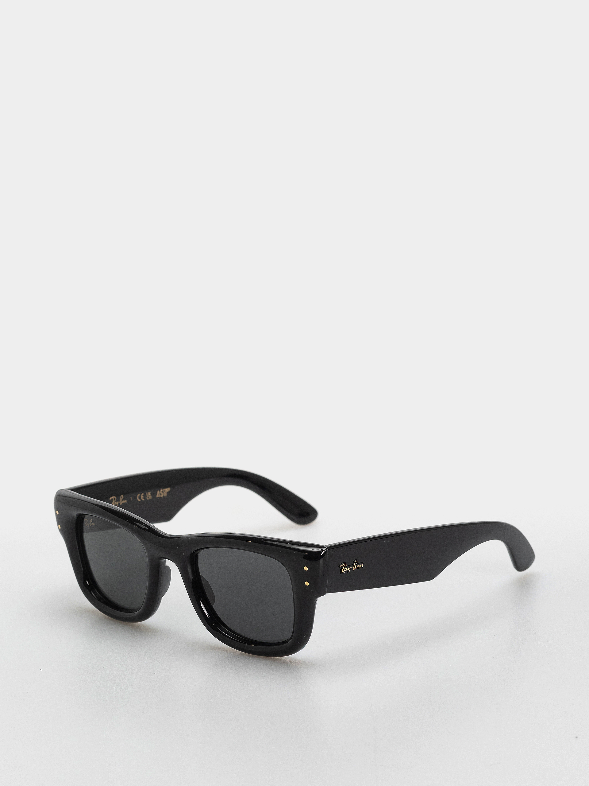 Ray-Ban Wayfarer Puffer Sunglasses