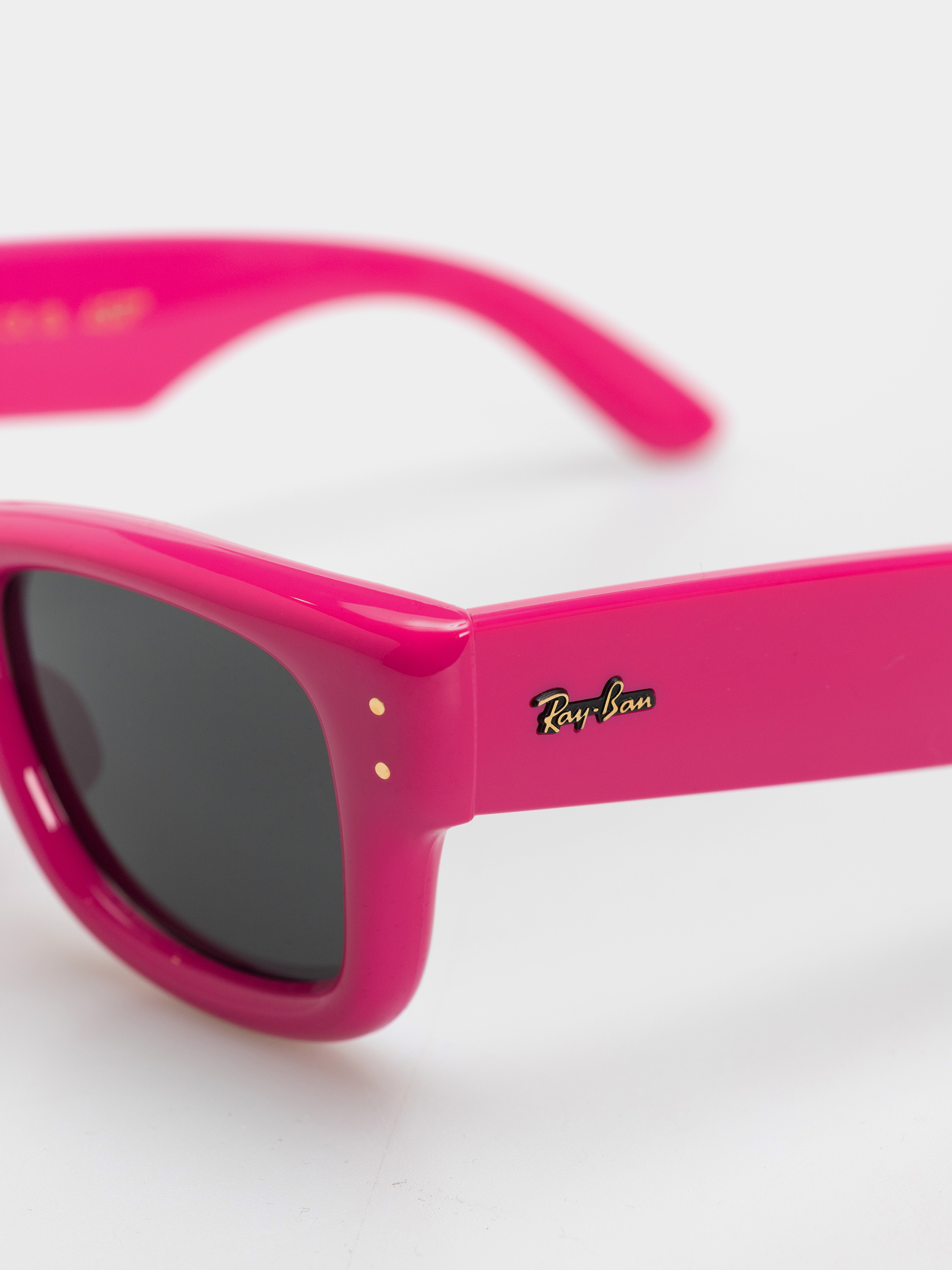 Ray-Ban Wayfarer Puffer Sonnenbrille (polerowany fuksja/ultra czarny)