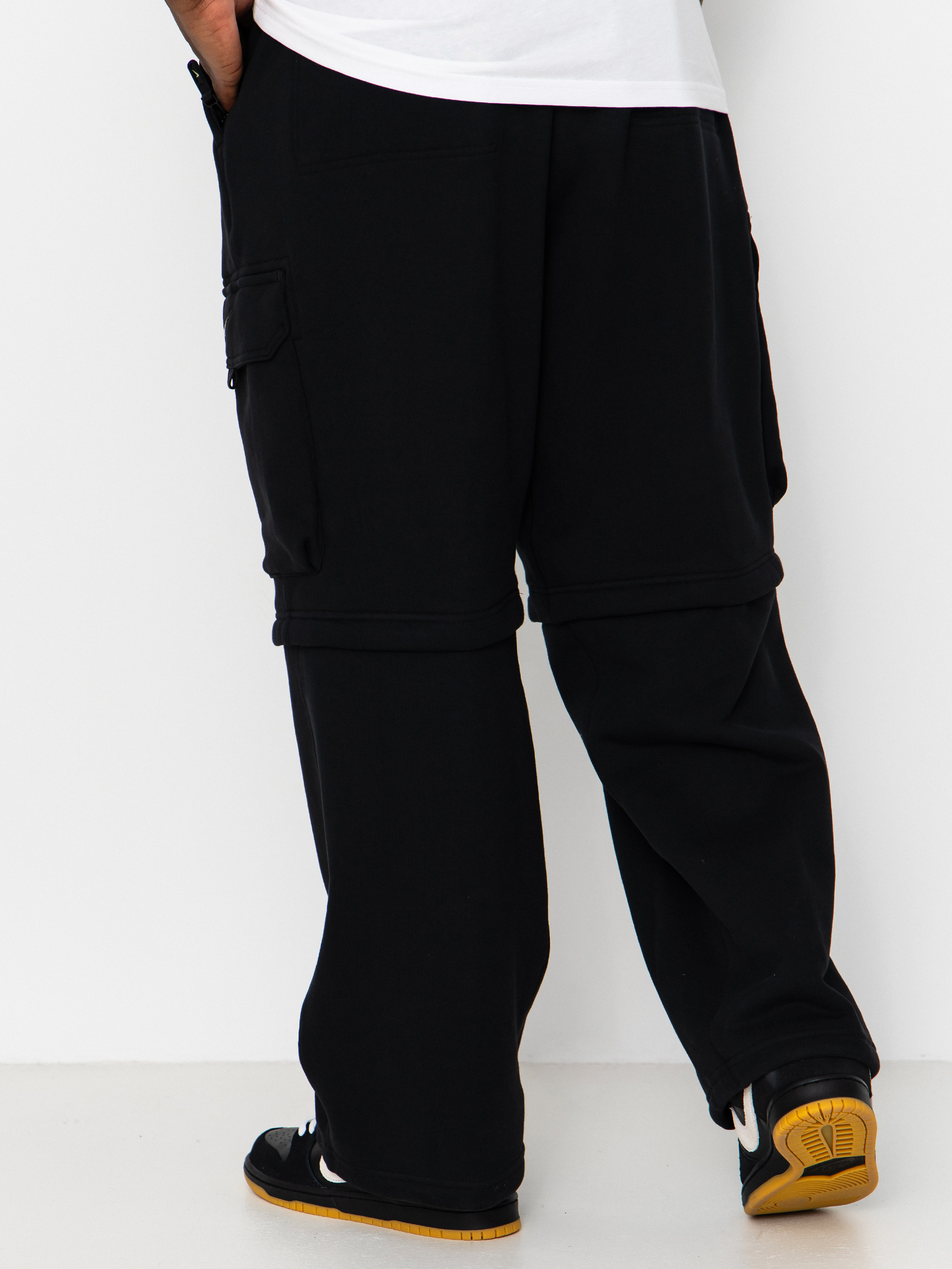 Nike SB Ishod Cargo Pants (black)