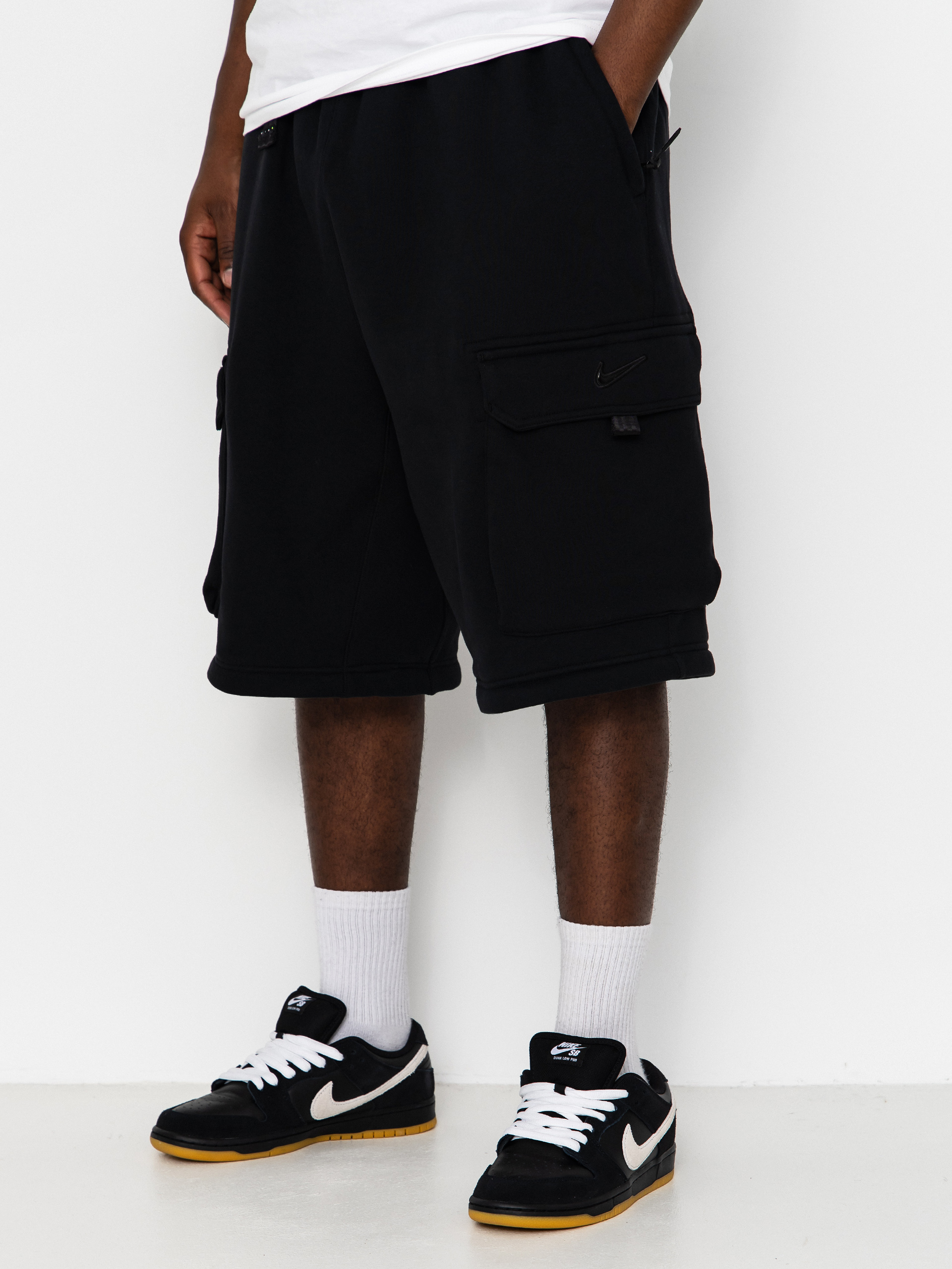 Nike SB Ishod Cargo Pants (black)