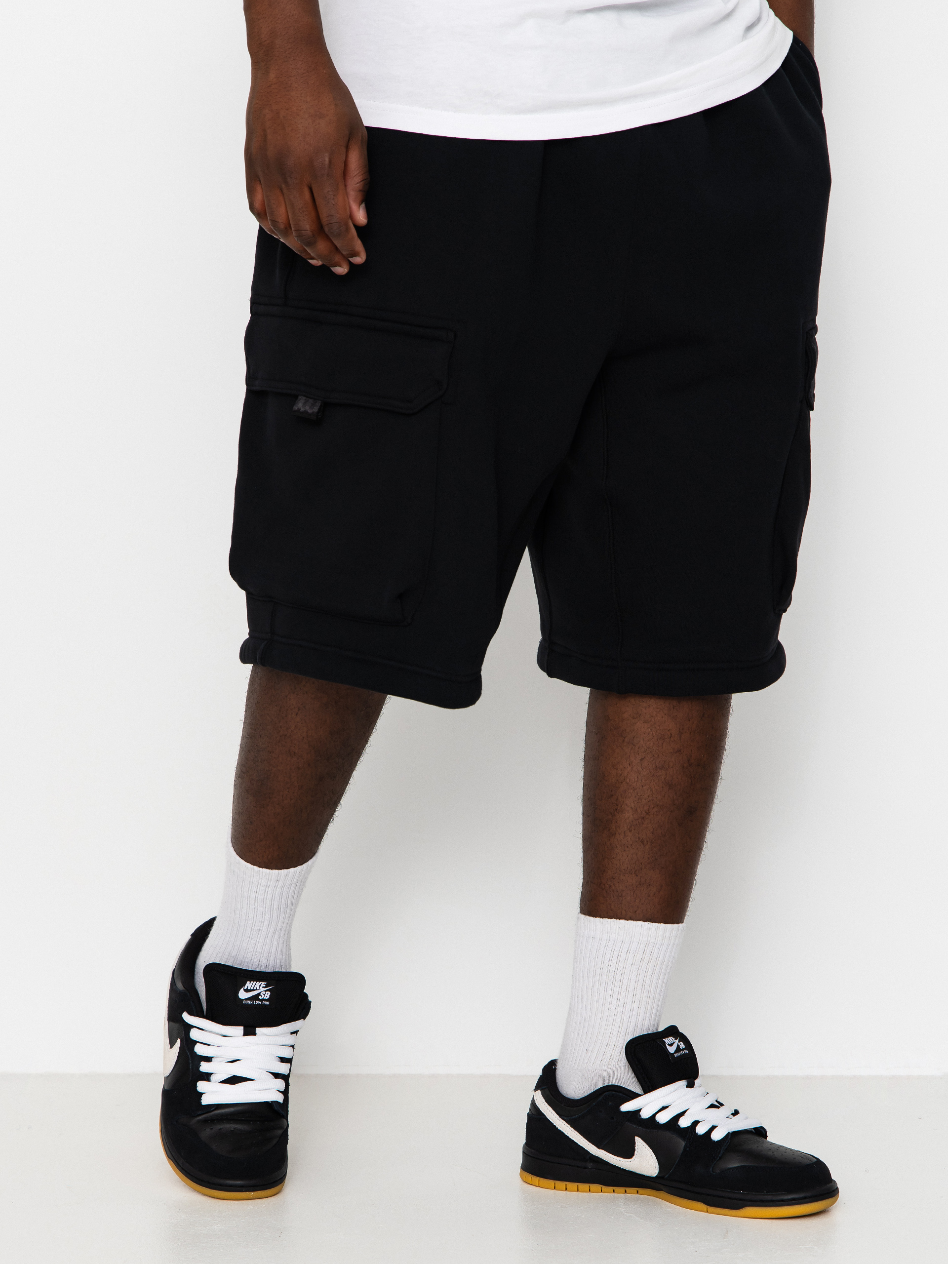 Nike SB Ishod Cargo Pants (black)