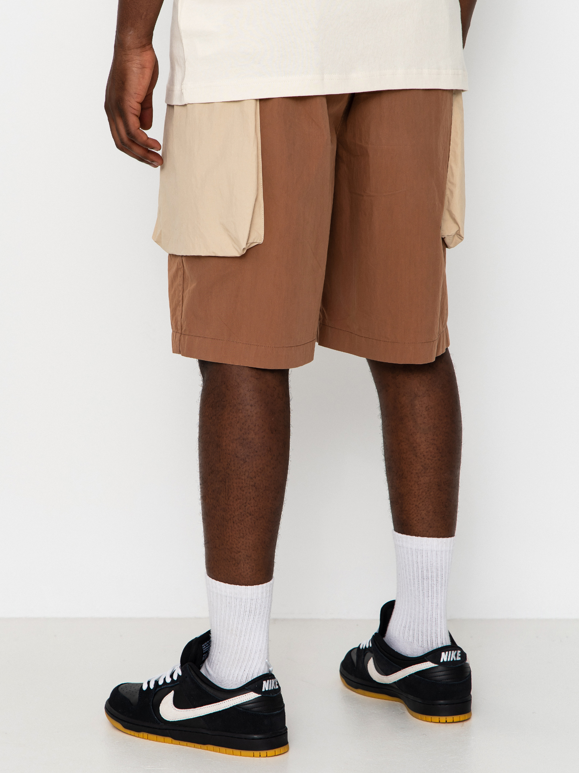 Deus Ex Machina Duck Dive Shorts (camel brown)