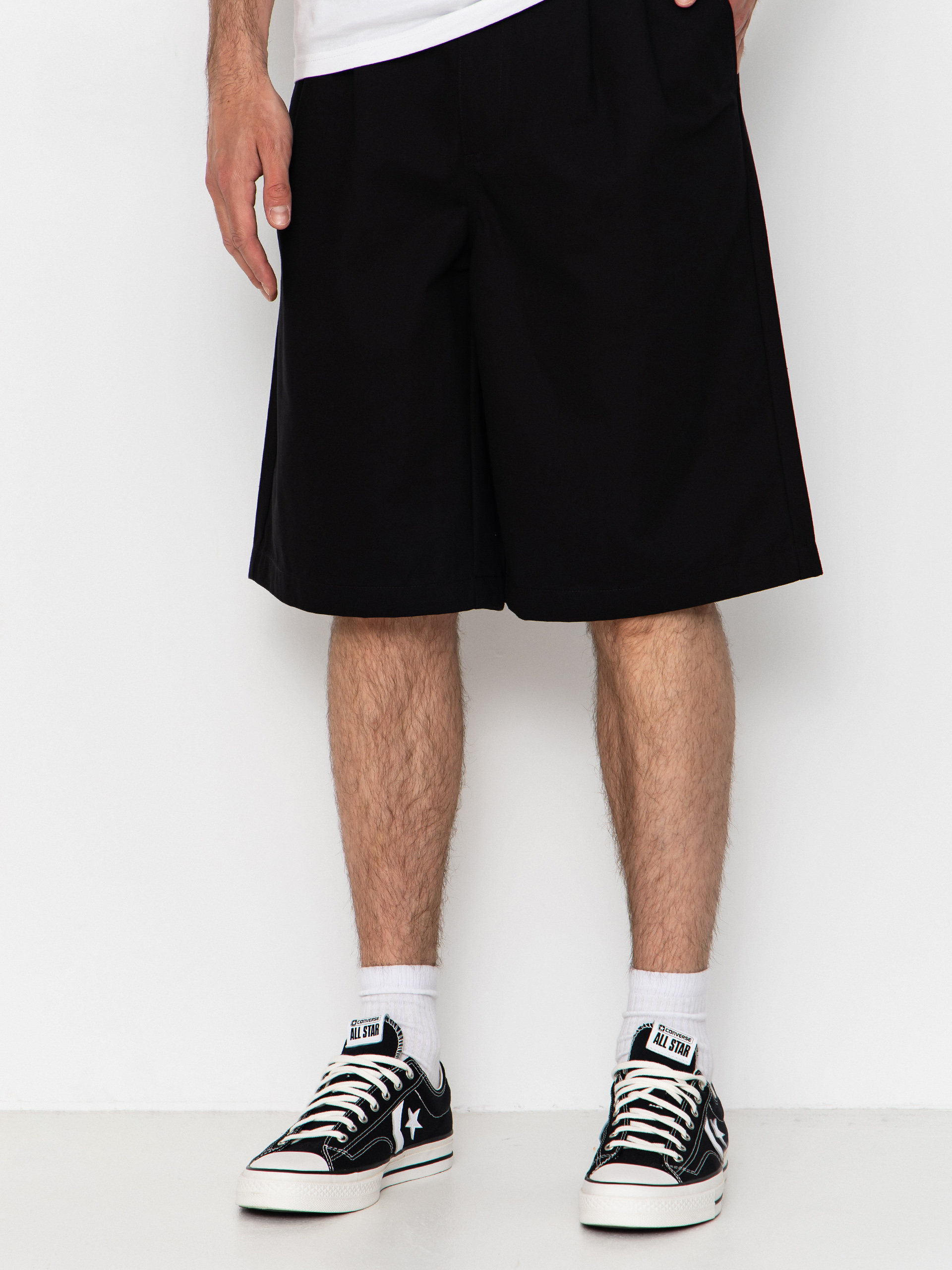 HUF Shorts Sorta Long Chino (black)