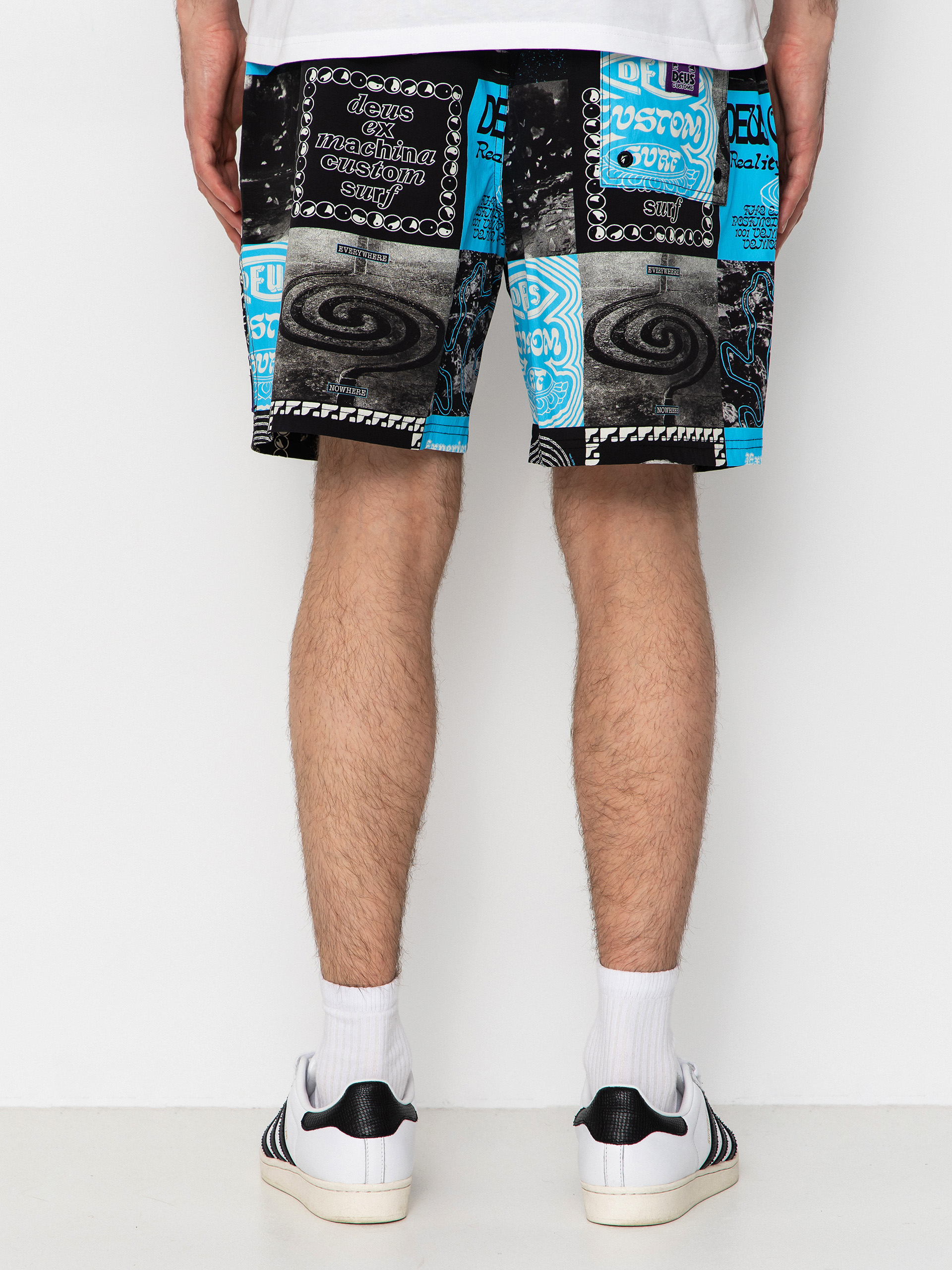 Deus Ex Machina Washed Away Swim Shorts (caviar)