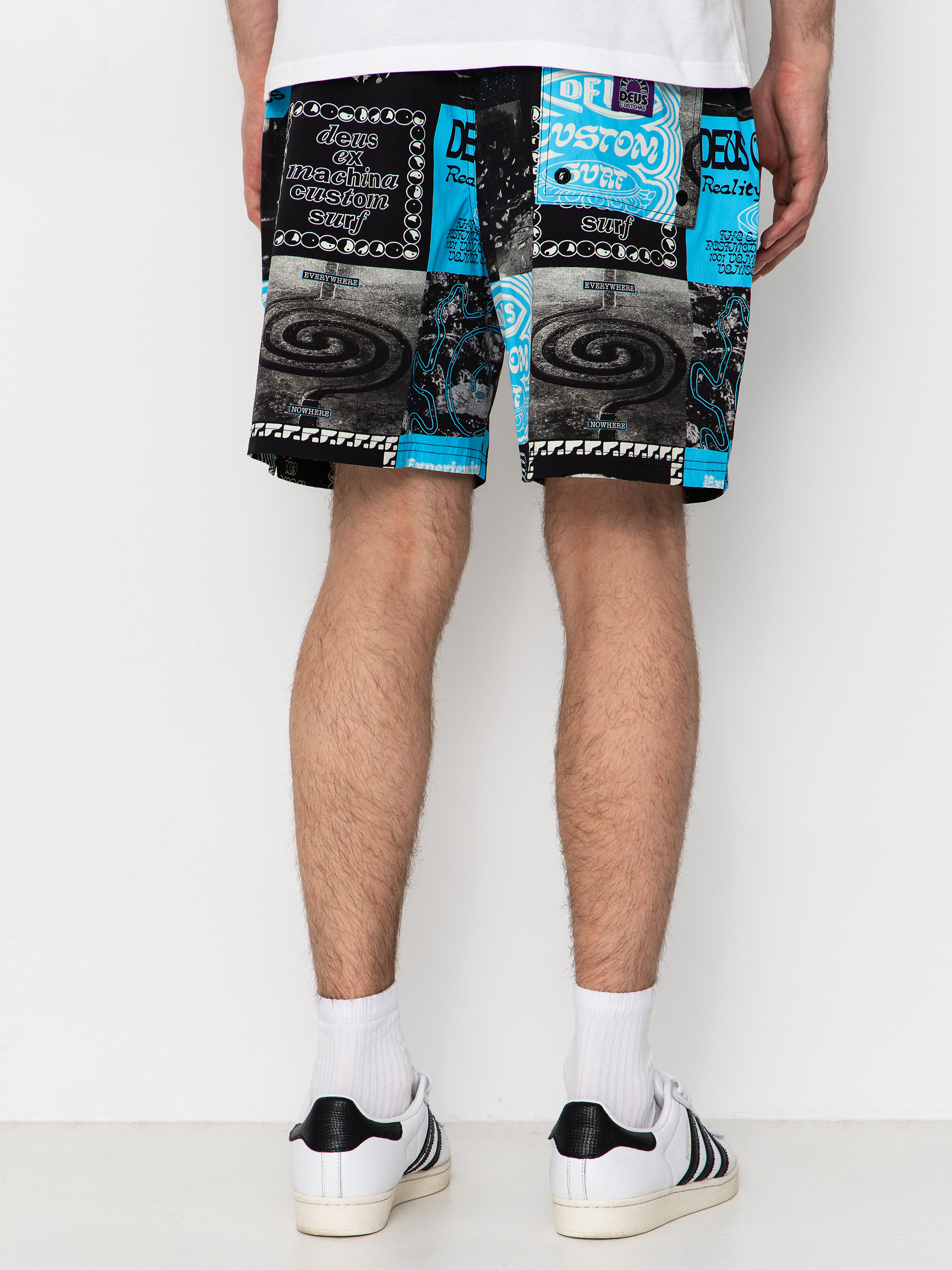 Deus Ex Machina Washed Away Swim Shorts (caviar)