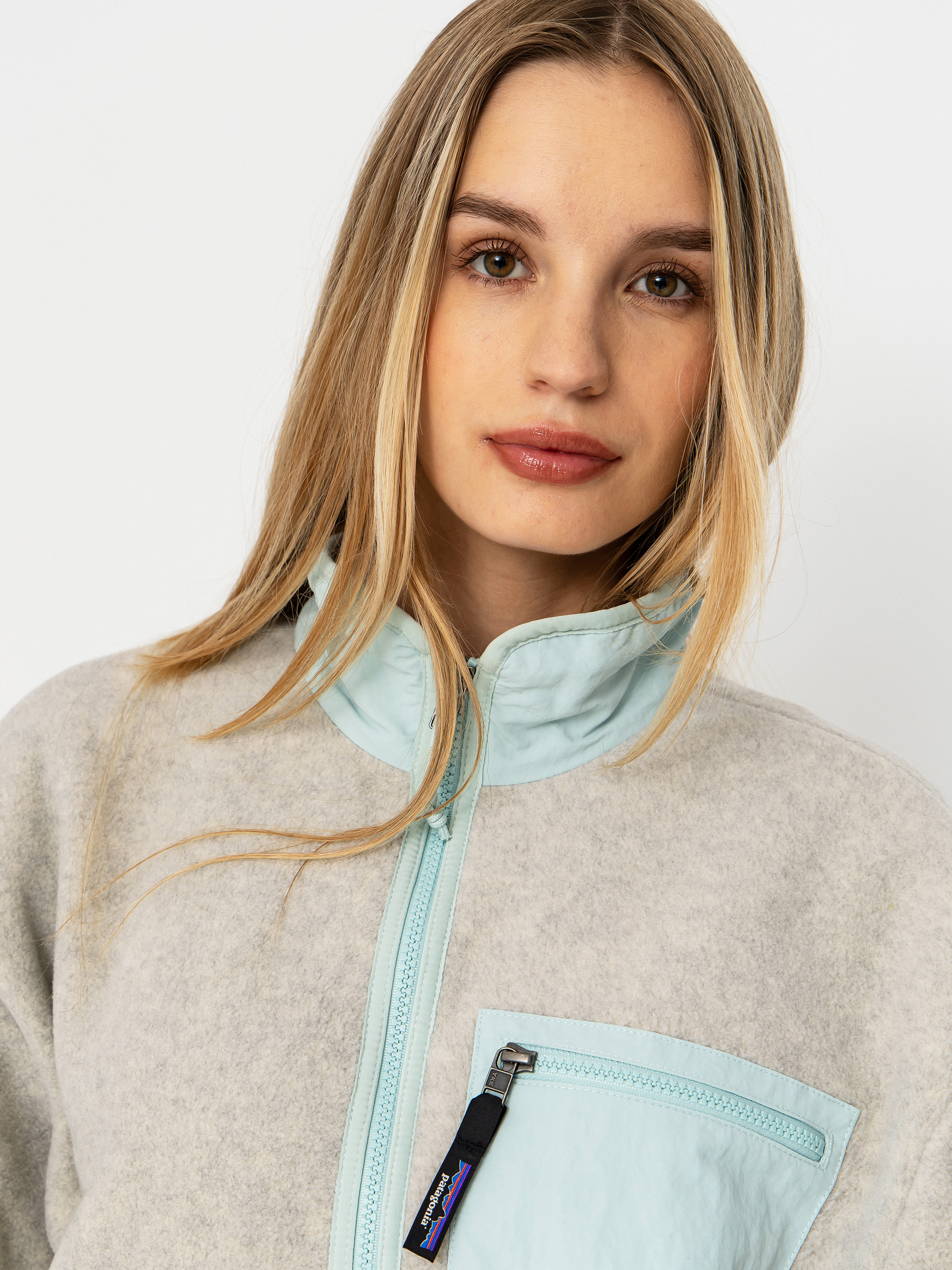 Womens Patagonia Synchilla Fleece  (oatmeal heather w/thin ice)