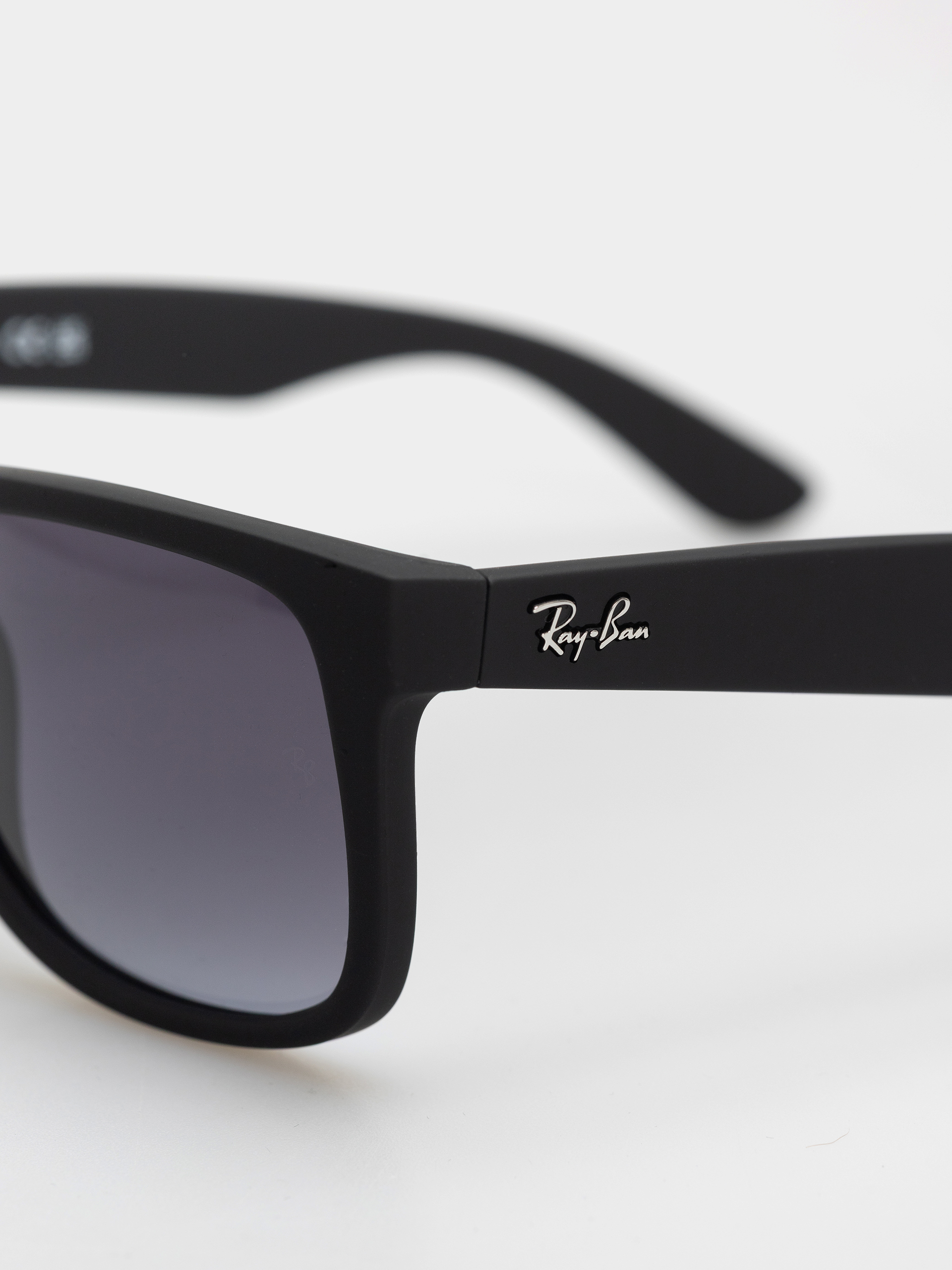 Ray-Ban Sonnenbrille Justin Classic (matowy guma czarny/ciemnoszary)