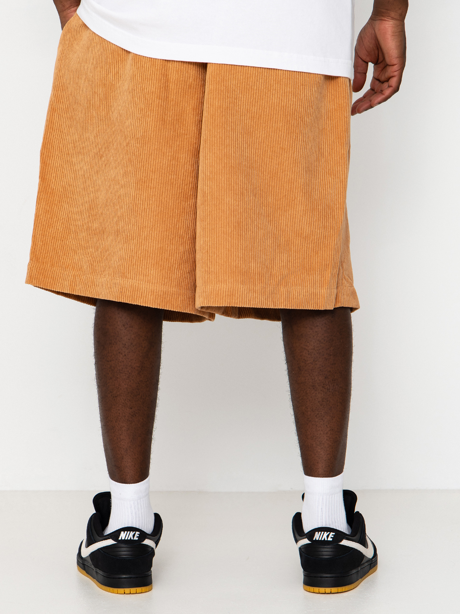 Nike SB Shorts Cord (lt cognac/black)