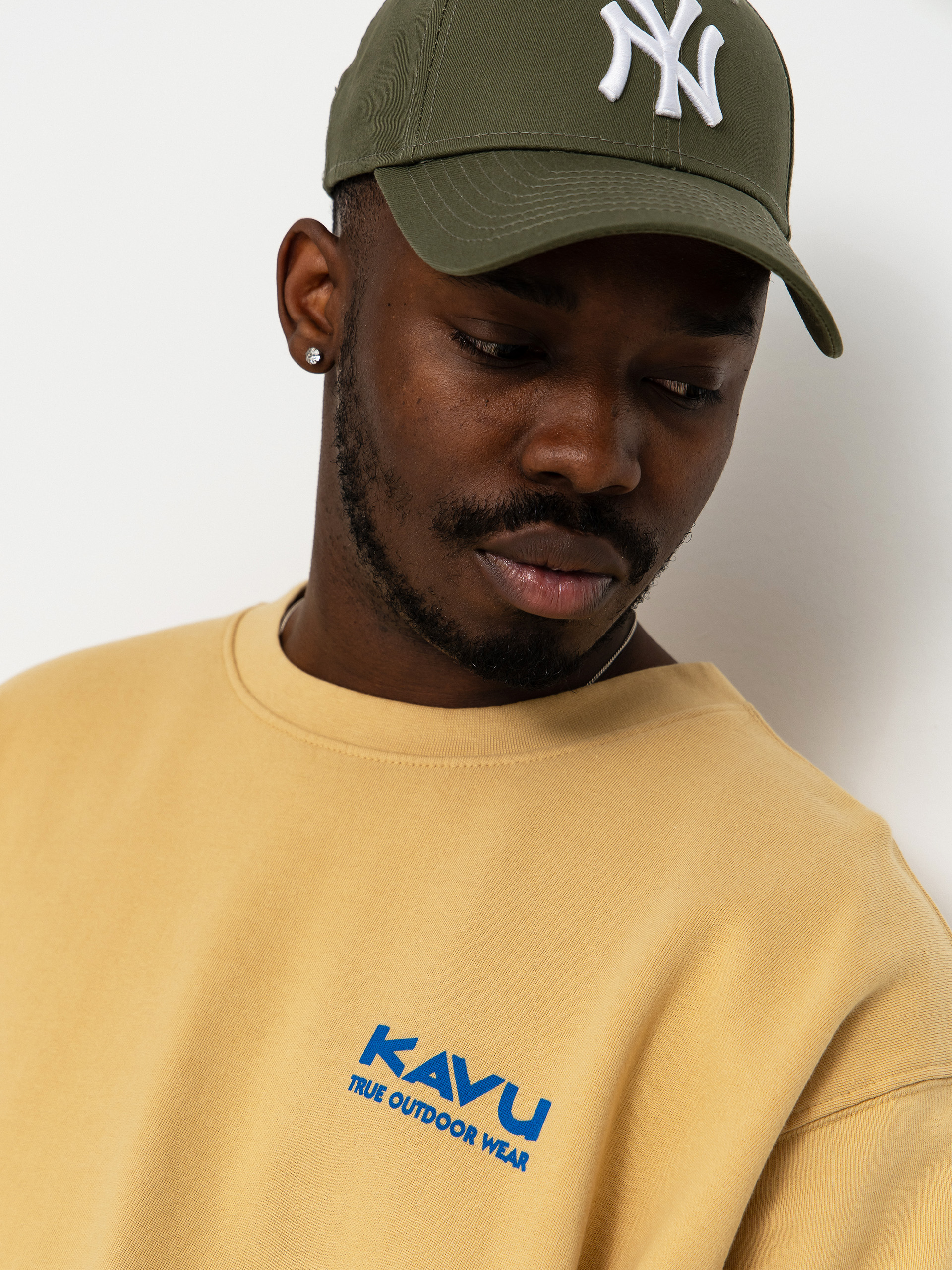 Kavu Kavu Core Sweatshirt (classic beige)