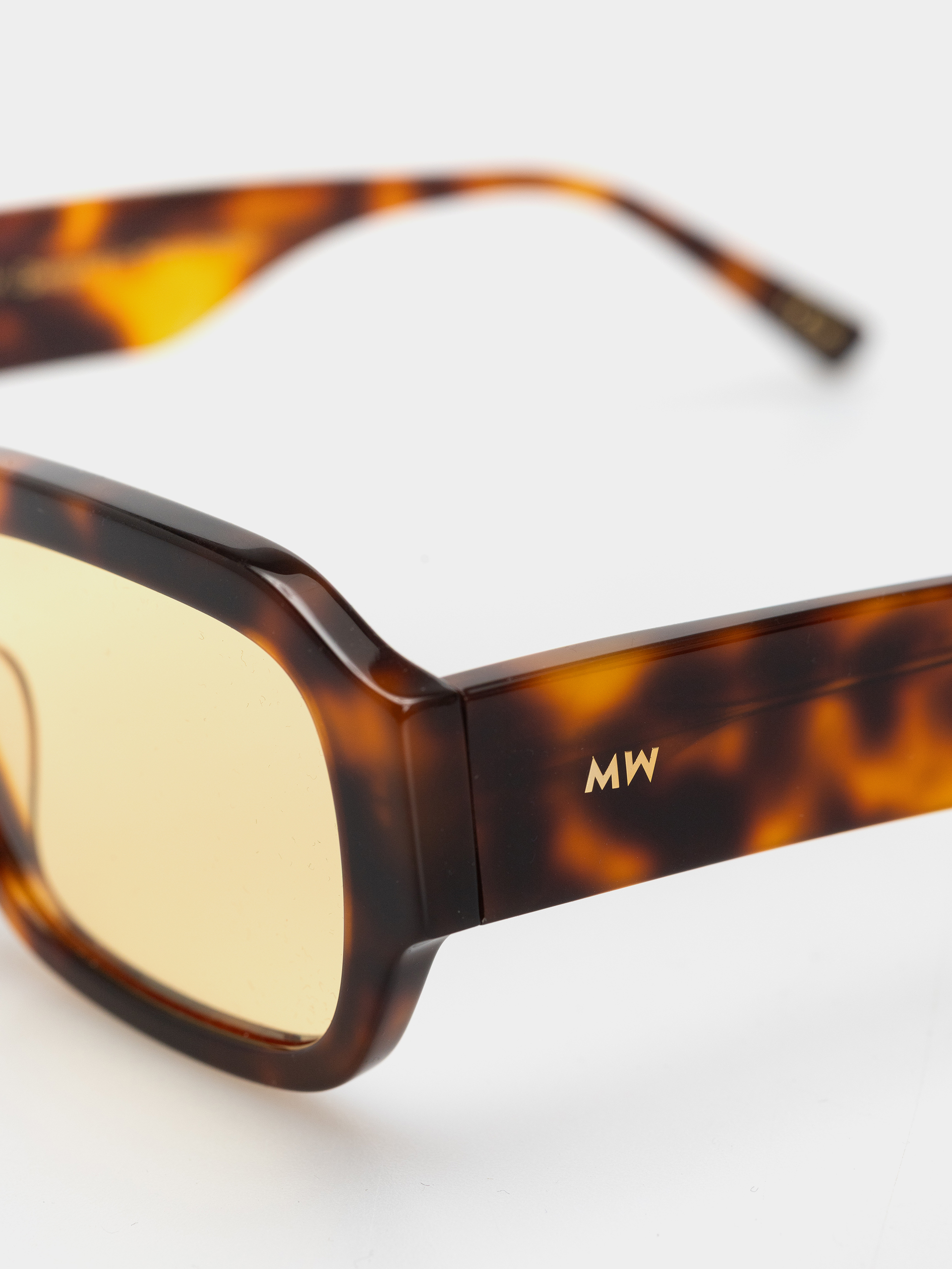 MessyWeekend Sonnenbrille Downey (tortoise/yellow)