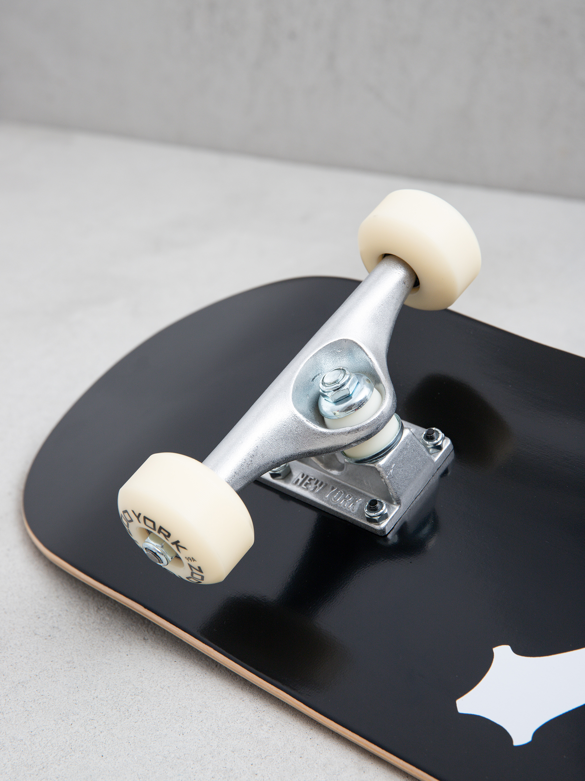 Zoo York OG 95 Crackerjack Skateboard (black/white)