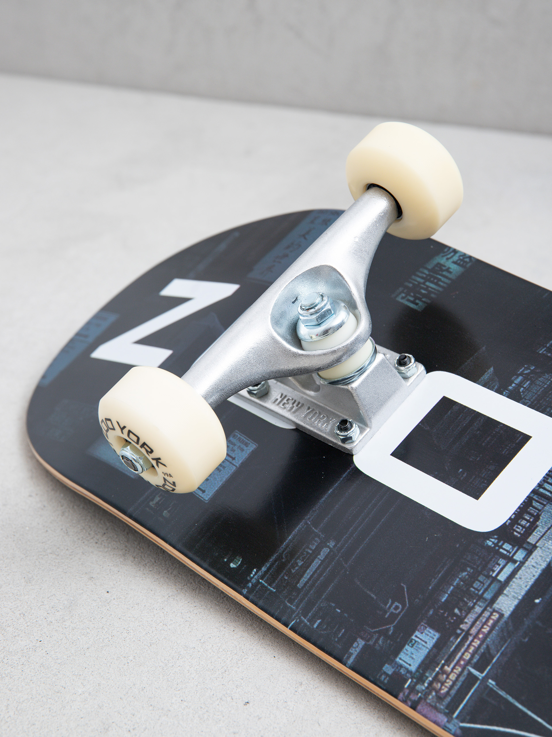 Zoo York OG 95 Logo Block Chrsyler Skateboard